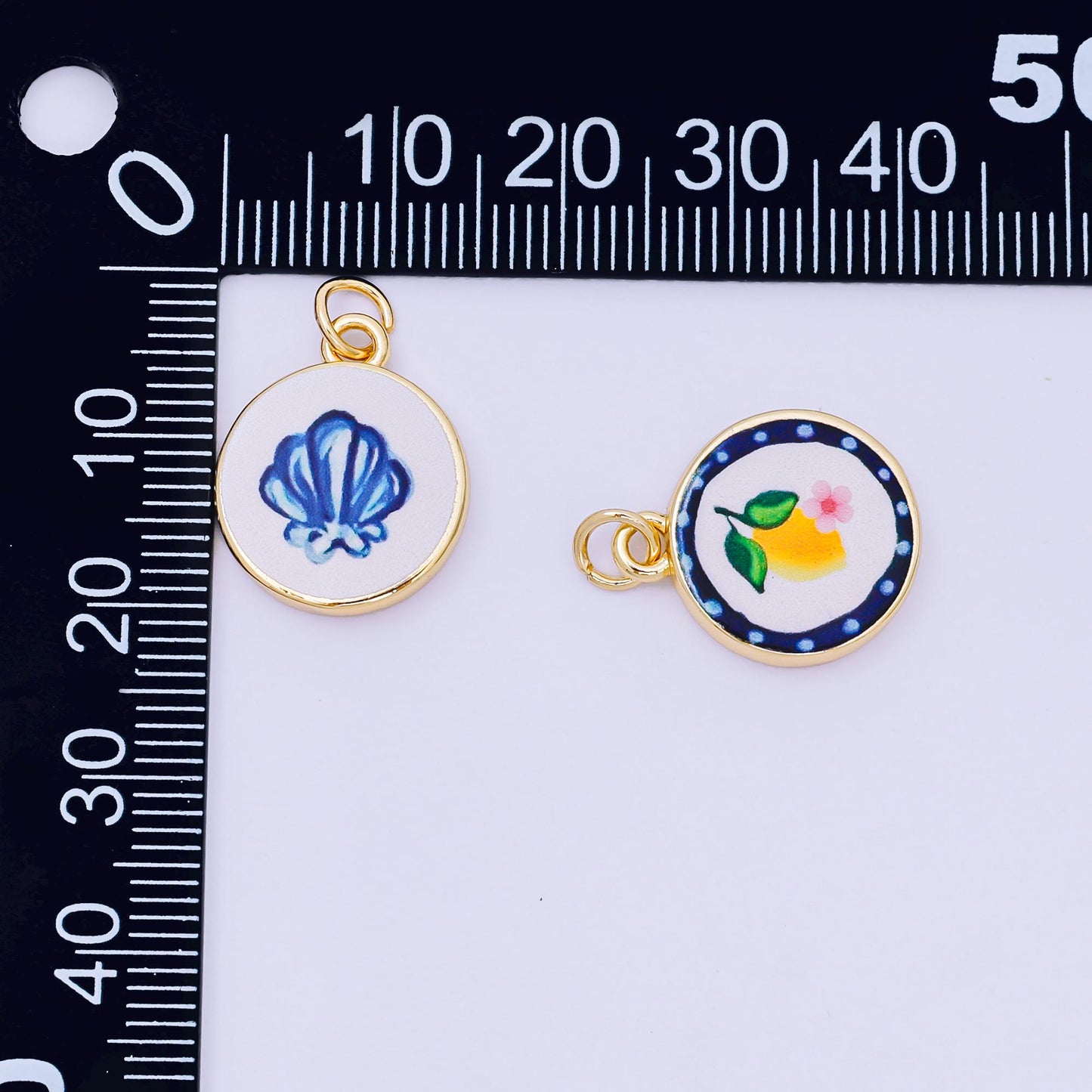 Double Sided Gold Filled Enamel Charms Hand Painted Round Pendant Charms with Hearts, Crab, Shell, Palm Tree, Bow & Fruit Design AJ-515