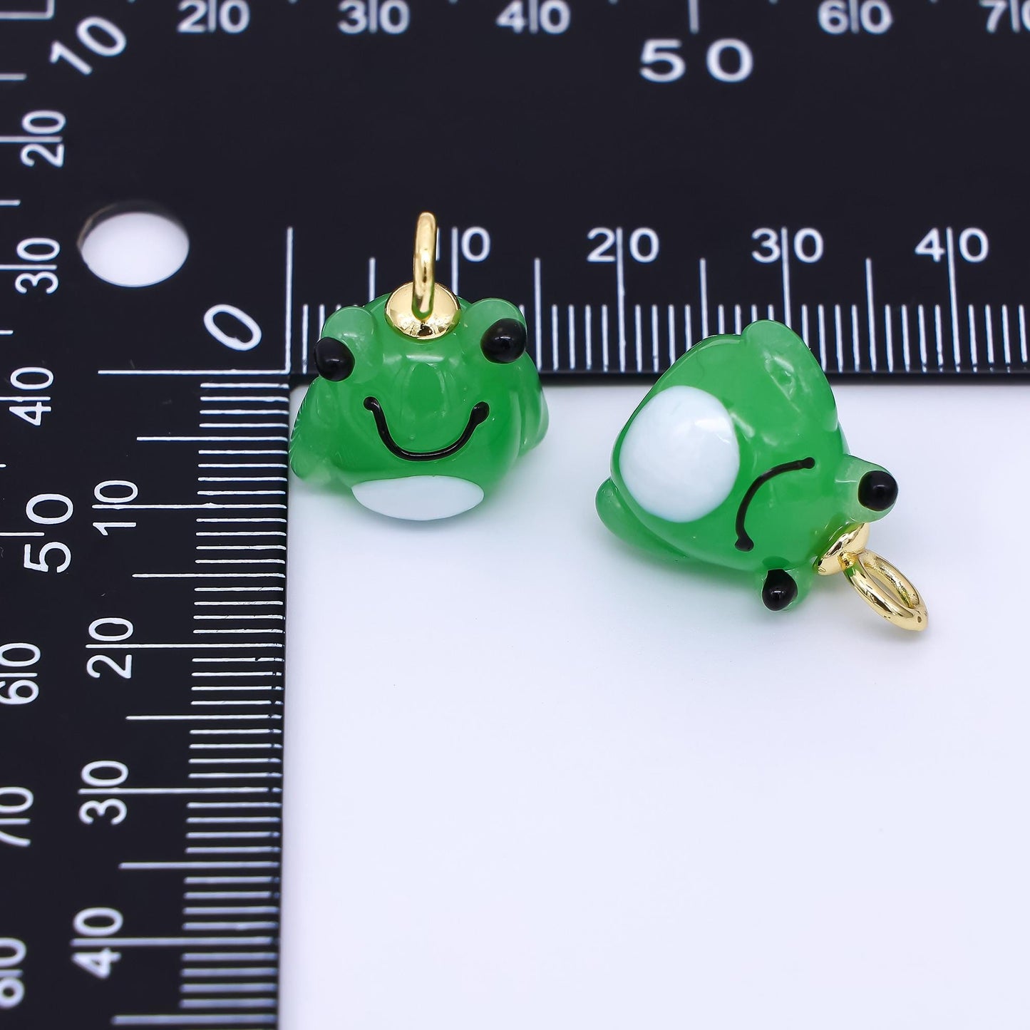 24K Gold Filled 20mm Ceramic Art Green Smiley Frog Animal Charm | AJ-302
