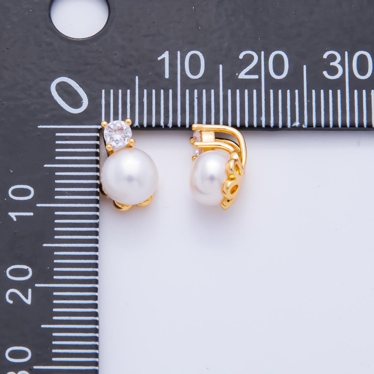 Dainty Pearl Charm Genuine Shell Pearl Pendant Vintage Bridal Wedding Jewelry, Pearl Component For DIY Jewelry Making AF1310