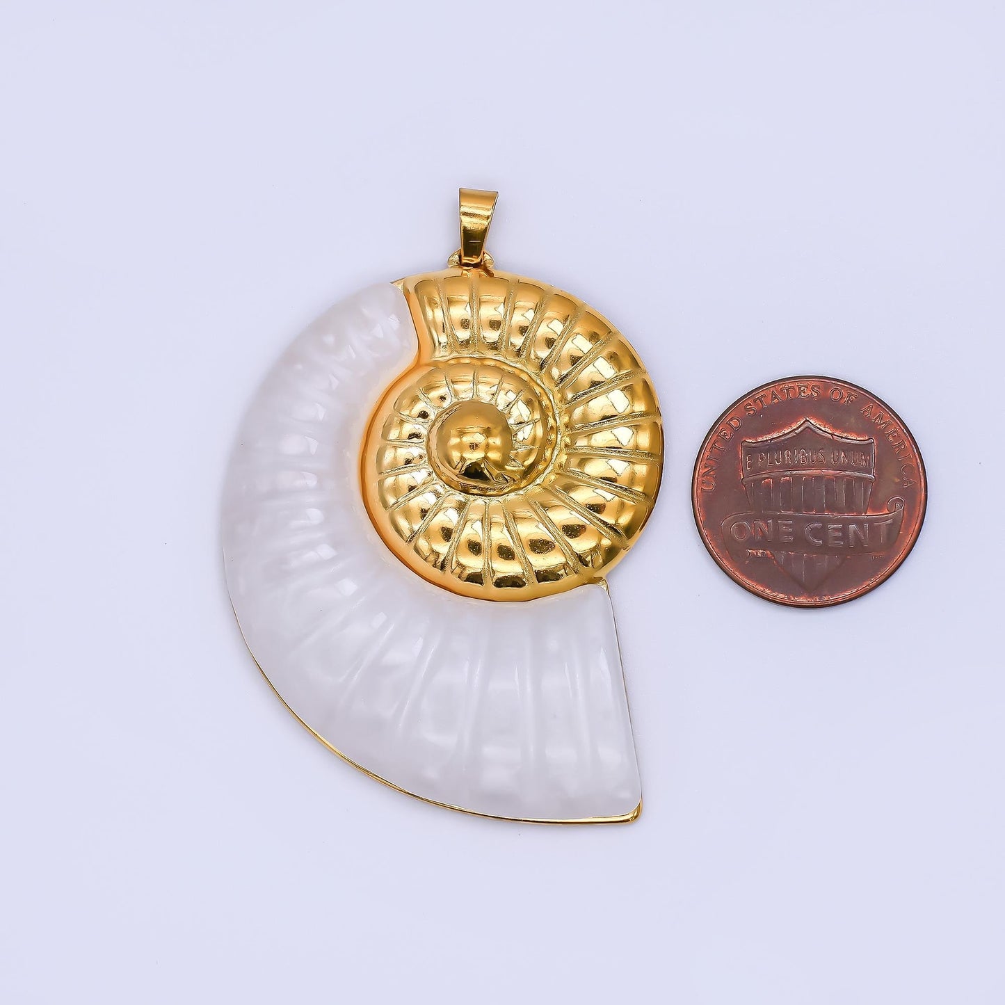 Big Gold Shell Charms PVD Gold Scallop Pendant Pearl Conch Shell Charm Necklace for DIY Jewelry Making Supply J-165
