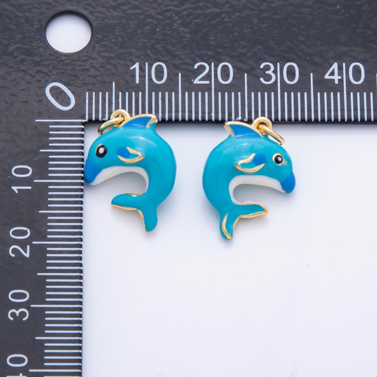 Kawaii enamel dolphin charm blue sea creature animal pendant for kids jewelry making bracelet earring necklace component AH-918