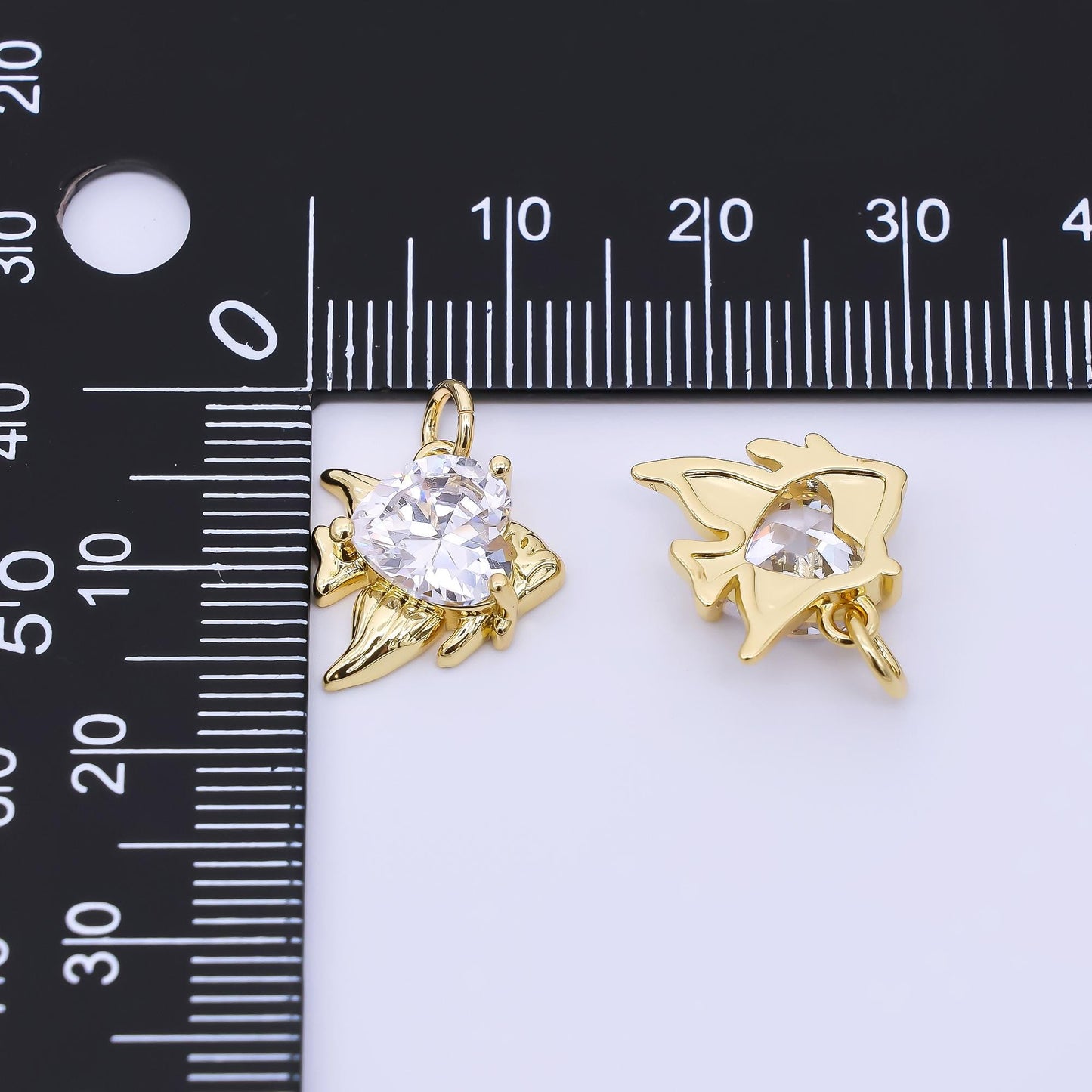 24K Gold Filled 13mm Heart-Shaped CZ Under the Sea Goldfin Fish Charm | AJ392