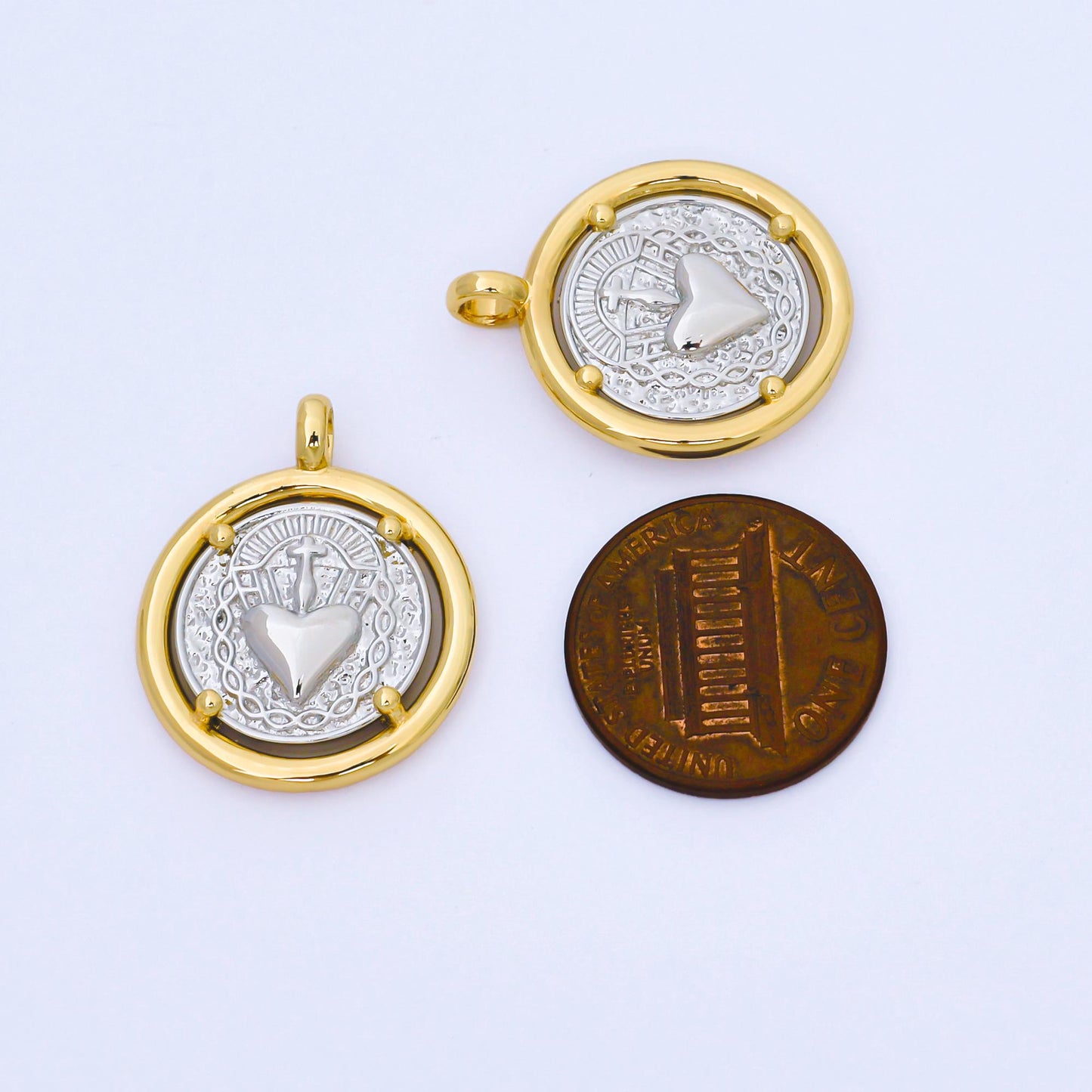 Mix Metal Gold dainty sacred heart of jesus charm, gold religious sunburst textured design charm, the sacred heart of jesus pendant AF1559