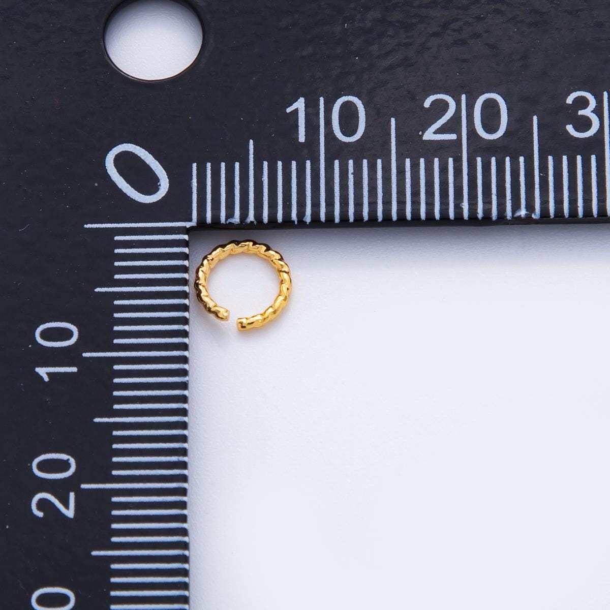 10x 18 gauge 18K Gold Filled Textured Jump Ring for jewelry making supplies Z-1598