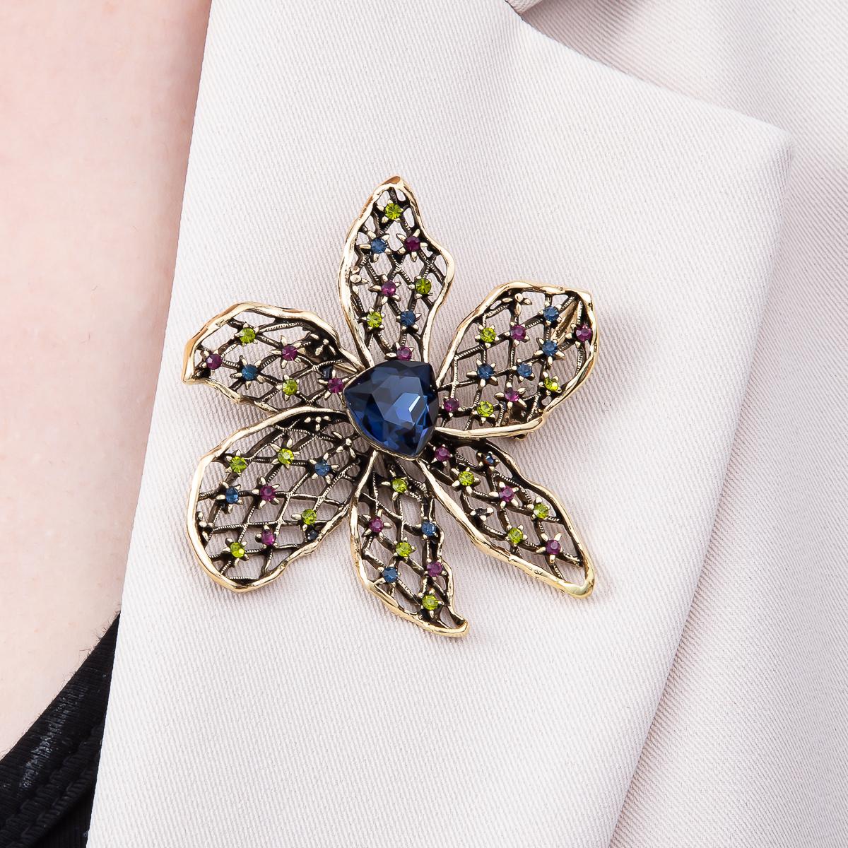 Vintage Gold 60mm Blue Rhinestone Filigree Flower Pin Brooch Large Crystal Openwork Coat Bags Scarves Elegant Jewelry Accessory | BH-00152