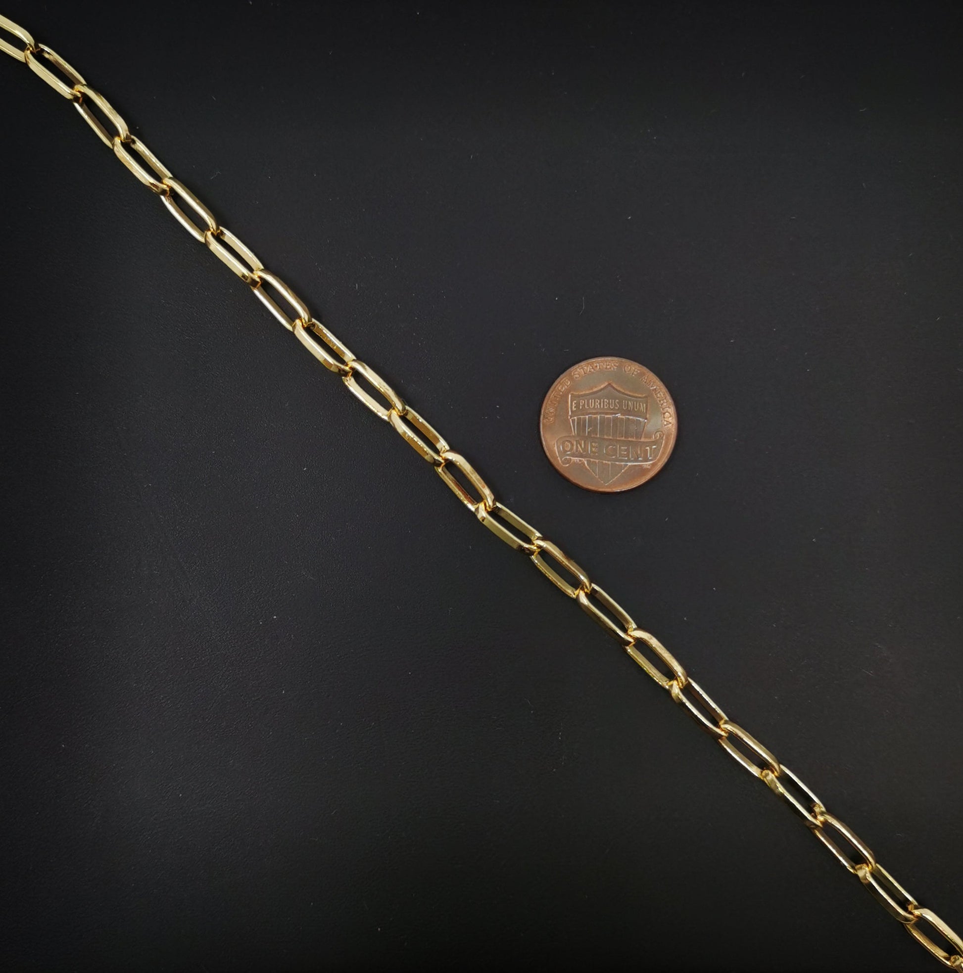 Open / Closed Gold Paperclip Chain by Yard, Oval Link Chain, Wholesale bulk Roll Chain for Jewelry Making, Thickness 1.5mm,6 / 67