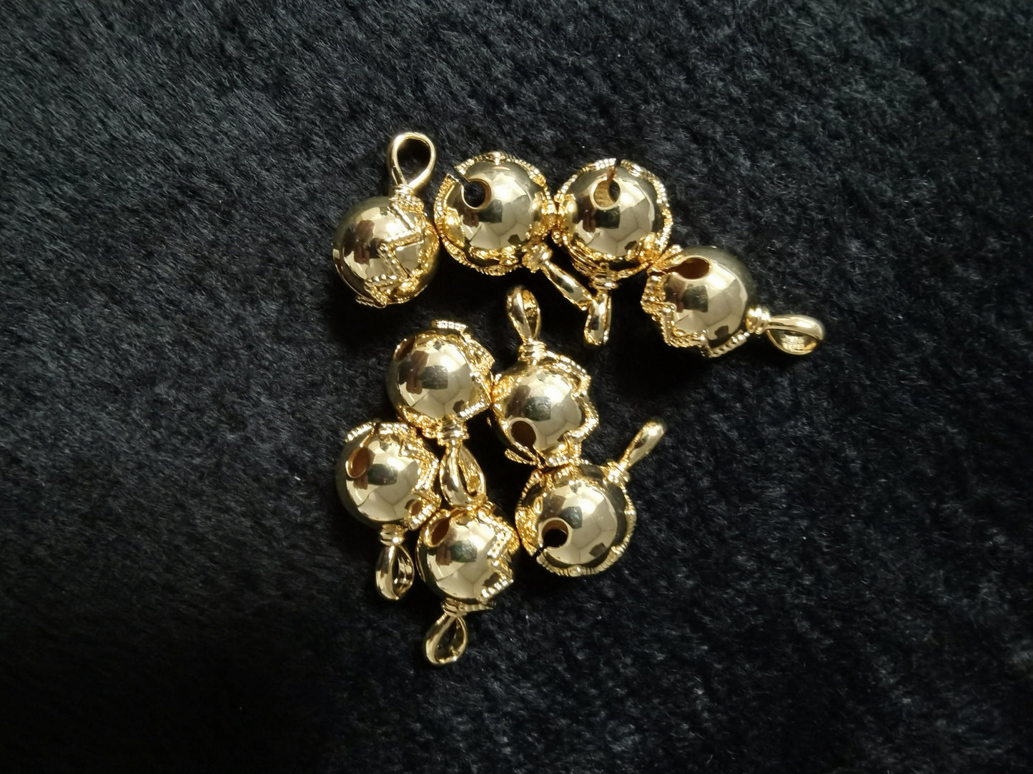 1pc 24k Gold Bell Pendant Charm, Tinkle Jingle Bell Pendant Charm, White Gold / Gold Pendant Charm For DIY Jewelry, 20x10mm