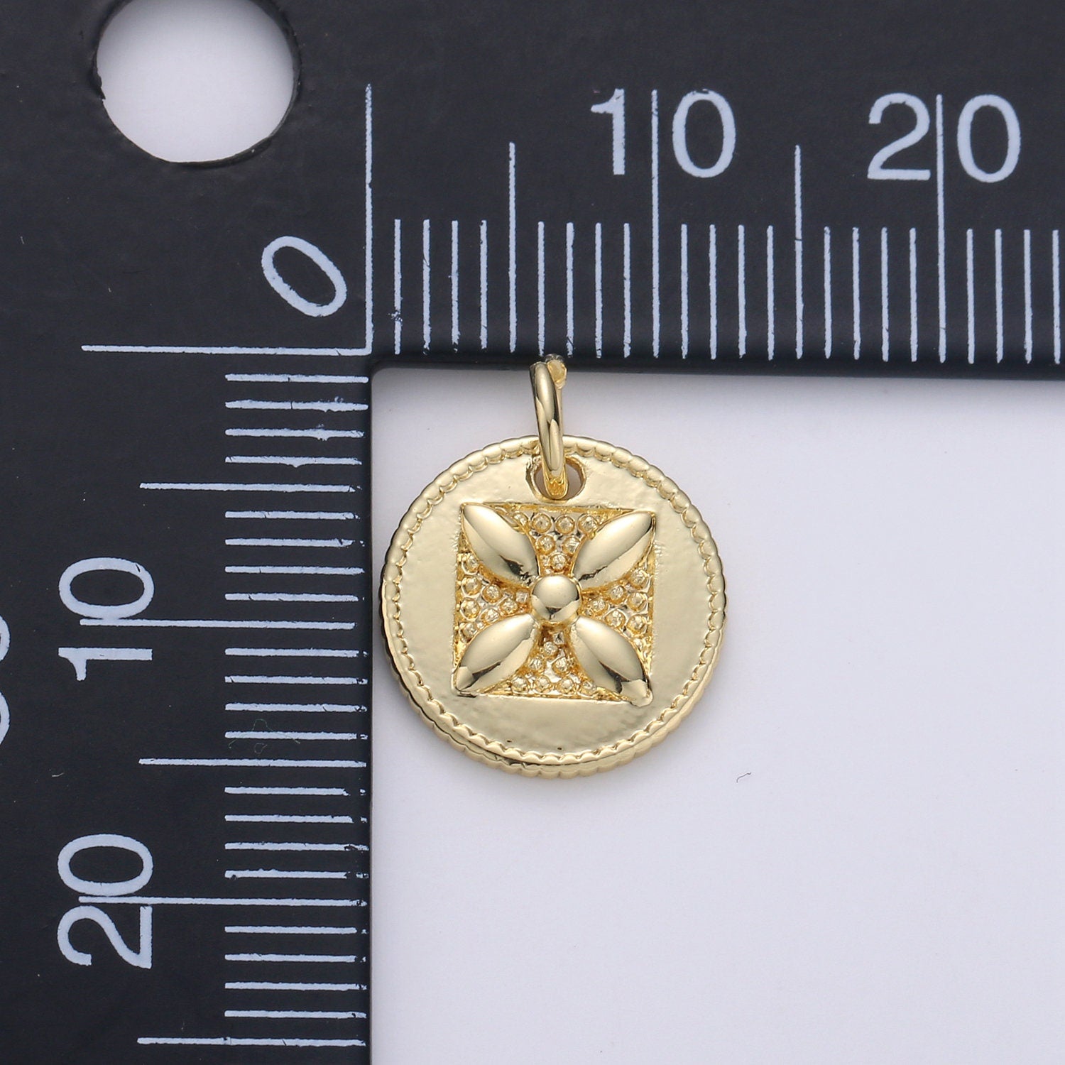 Dainty Tiny Small Flower Charm Monogram Pendant Gold Four leaf petal charm for DIY Jewelry Making 24k Gold Findings D-544