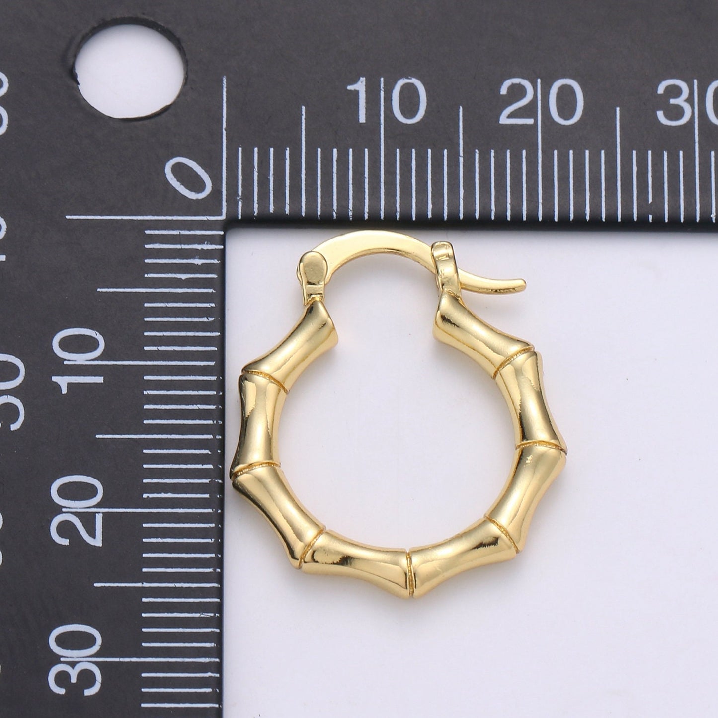 24K Gold Bamboo Hoops, Lightweight Hoops, Gold Clasp Hoops, Everyday Earrings Great for birthday christmas gift Q-190
