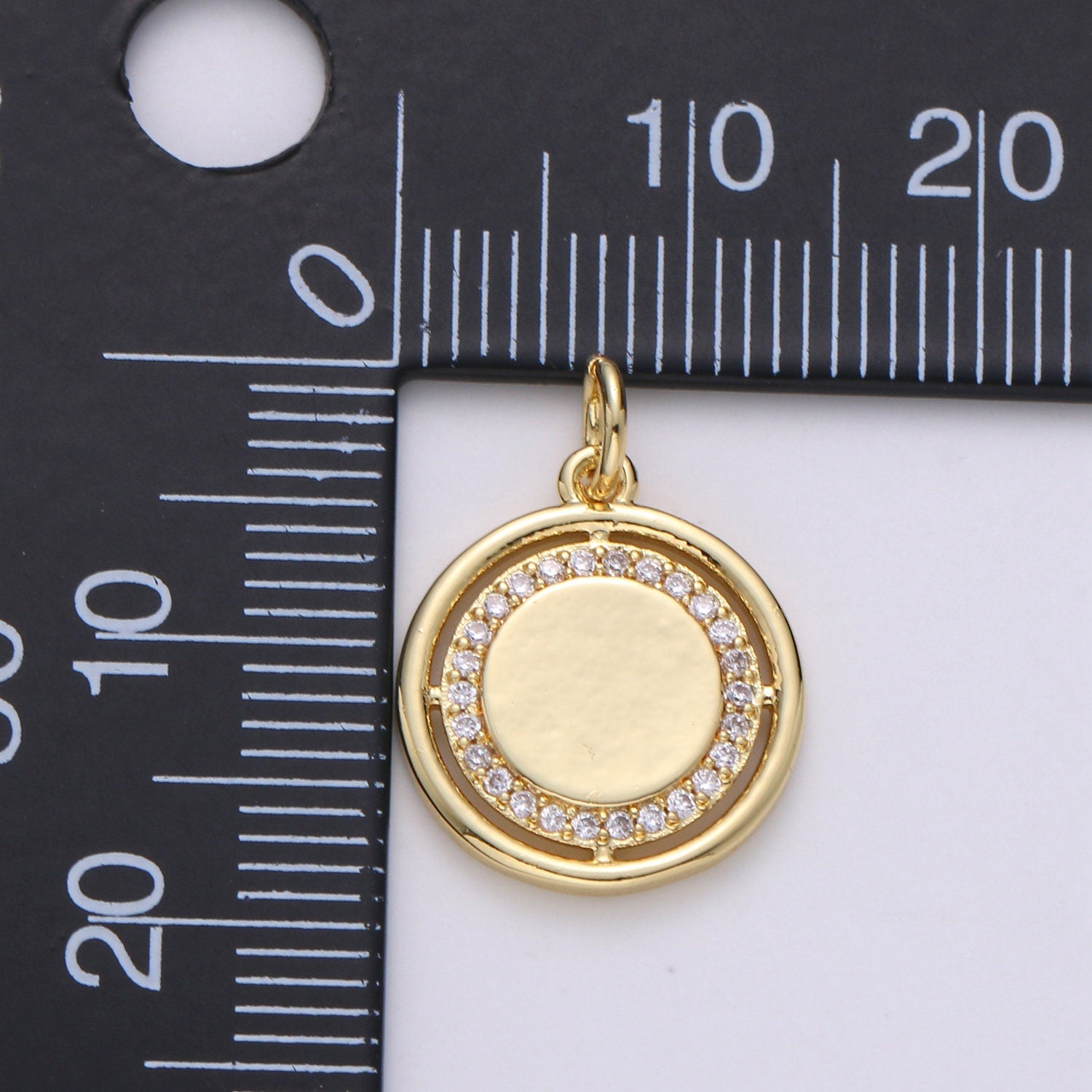 Gold Round Circle Charm Medallion Coin Round Geometric Charm for Minimalist Jewelry Necklace, ch-1670