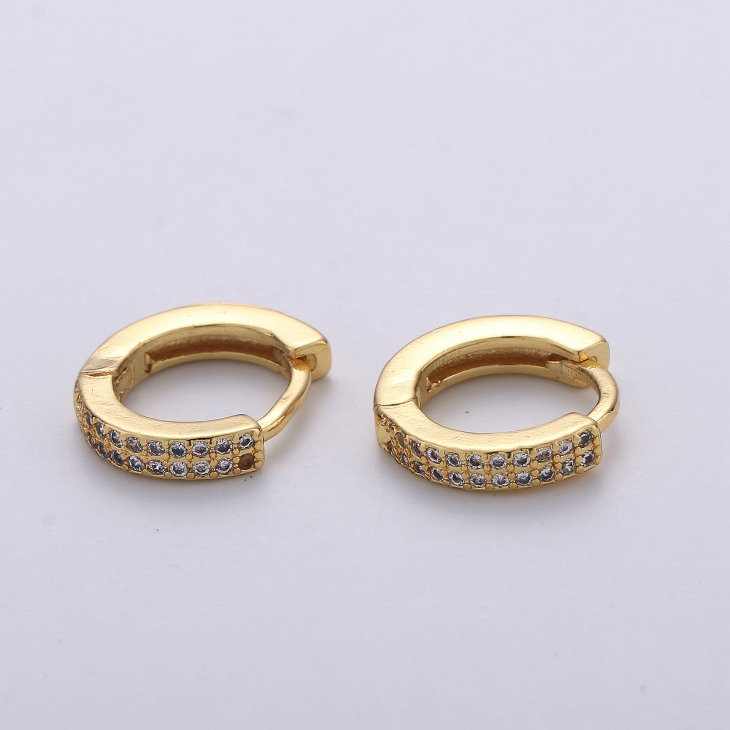 Diamond CZ Huggie Earrings, 14mm Diamond Cubic Zirconia Pave Hoop Earrings, Huggie Hoop Earring, Hoop Earrings, Huggie Earrings, 1167