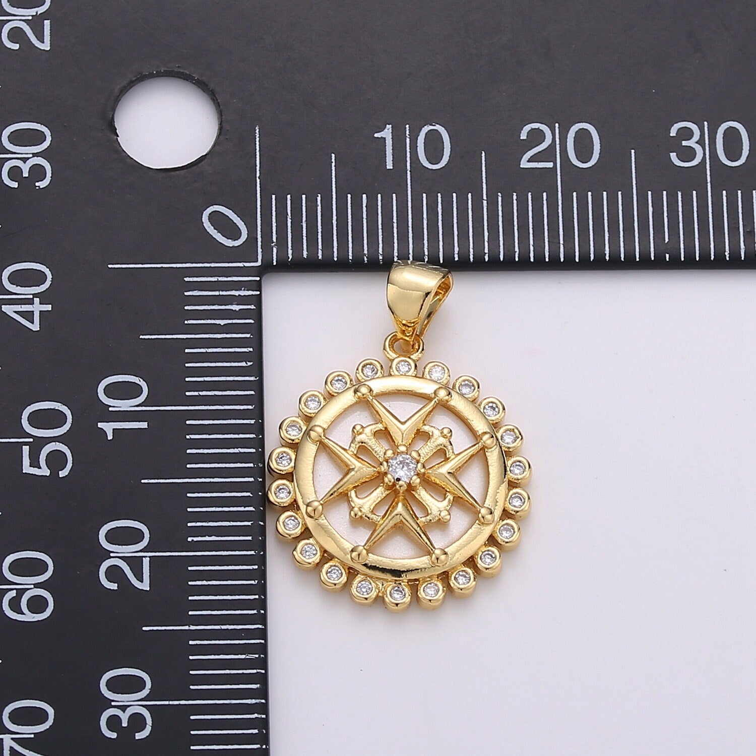 Medallion Charm ,Gold medallion Round Disc charm,Medallion pendant for Minimalist jewelry