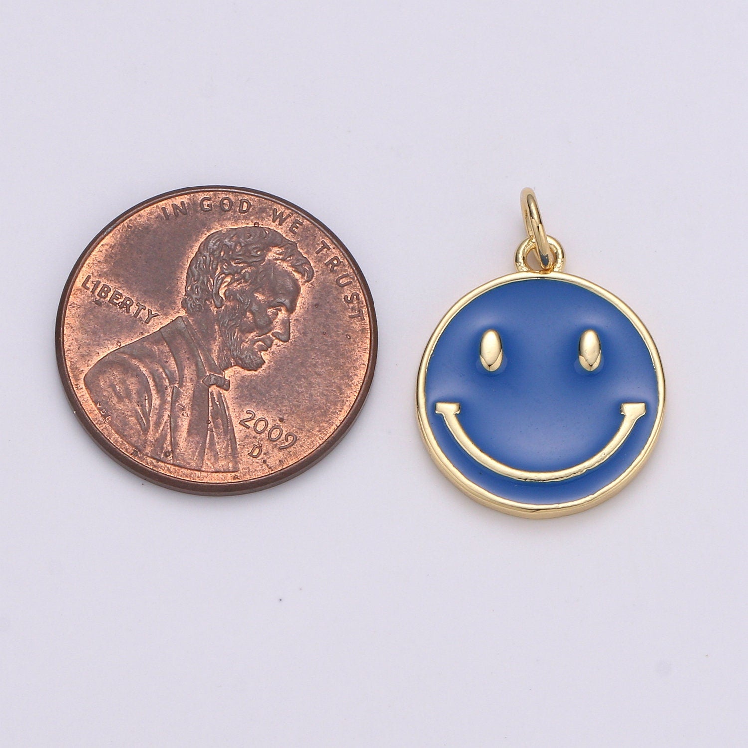 1pc Pink Enamel Happy Face Charm, Gold Enamel Happy Face Charms, Pinky Happy Face in Gold Round Charm,Dainty Smile charm, Enamel Charm 1167