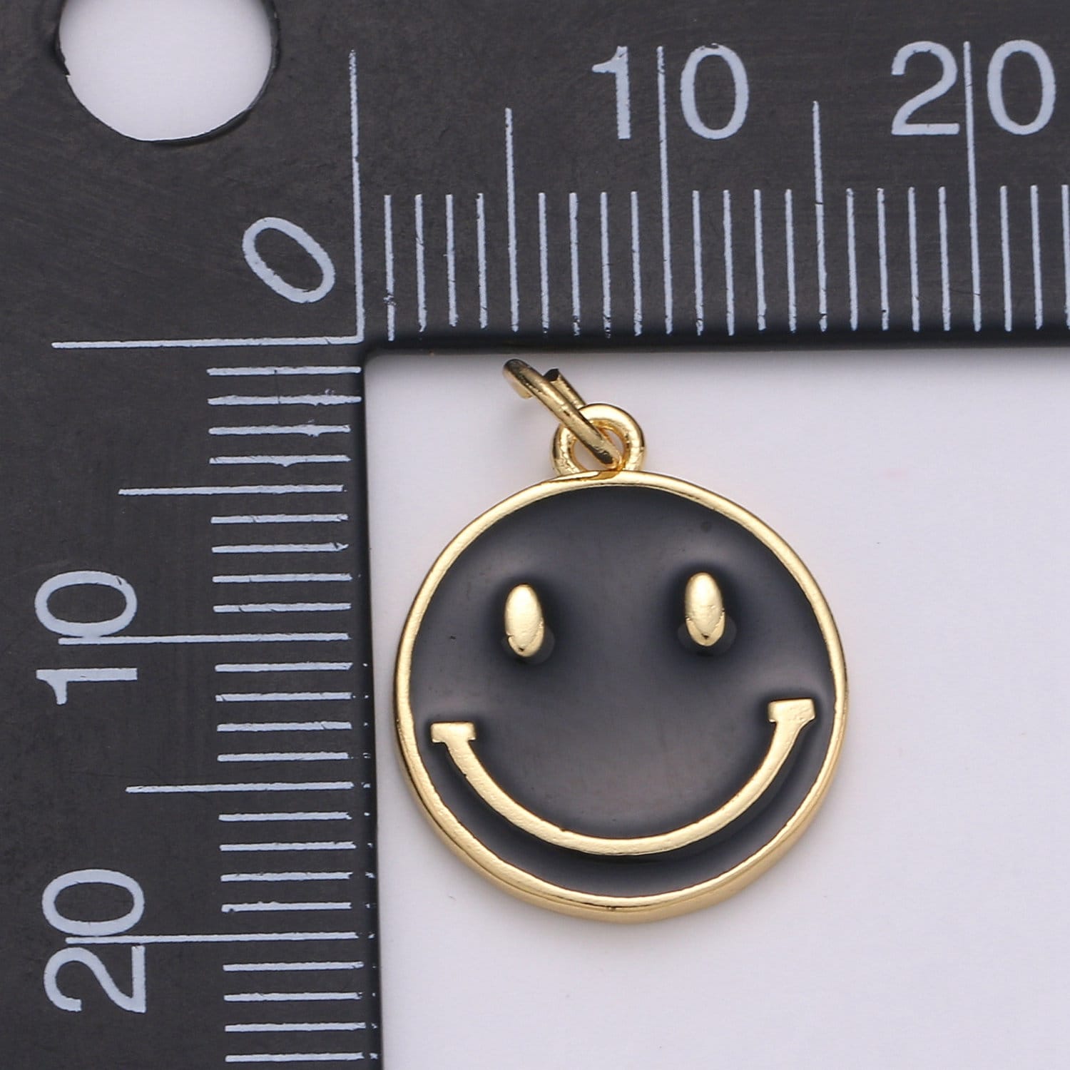 1pc Red Enamel Happy Face Charm, Gold Enamel Happy Face Charms, Red Happy Face in Gold Round Charm, Dainty Smile charm, Enamel Charm