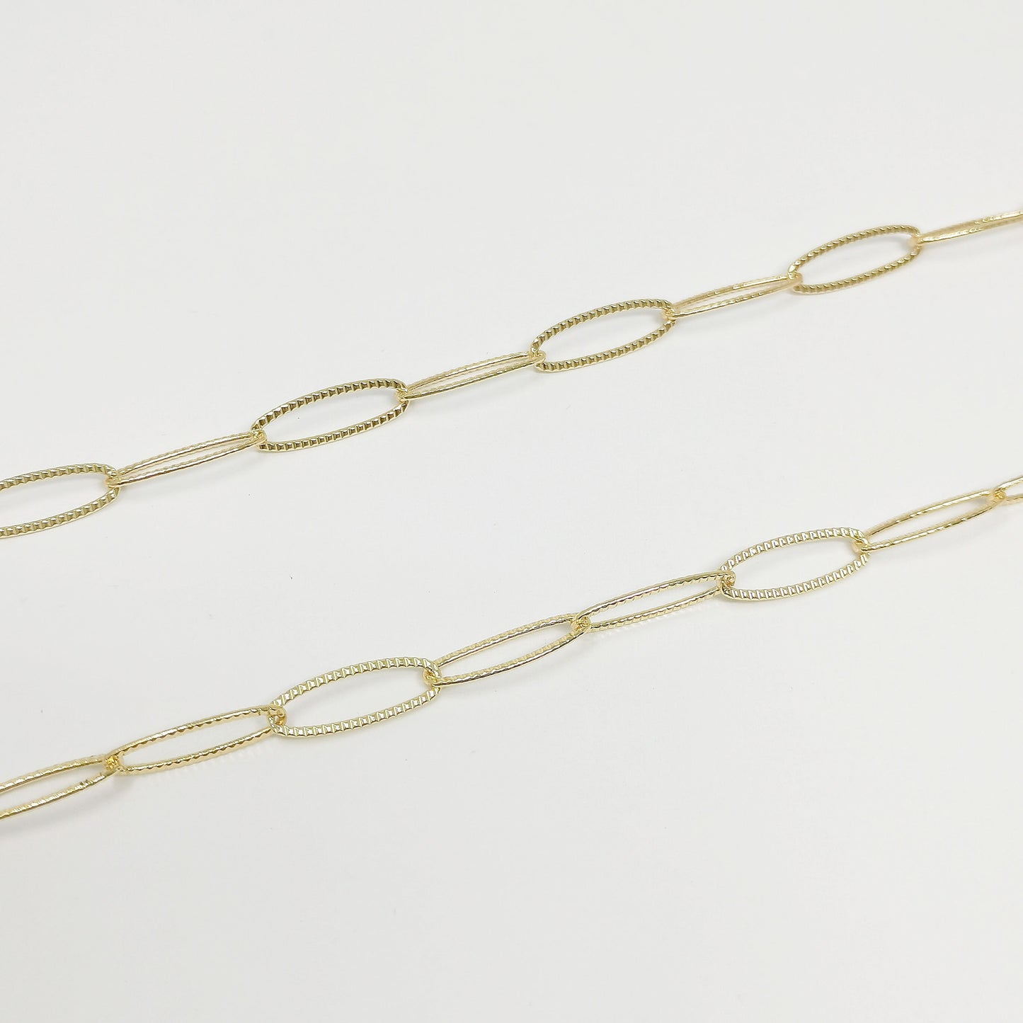 Stripe Paperclip Chain 24K Gold by Yard, Oval Link Chain by Foot, Paper Clip Link for DIY Craft, Roll- 406