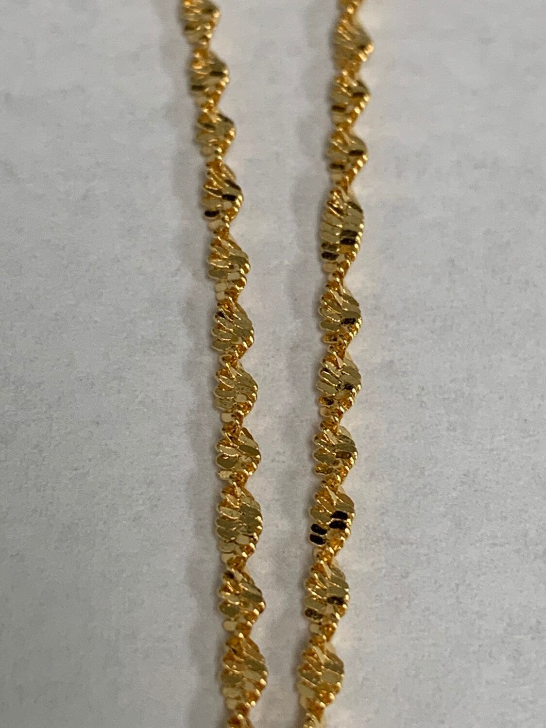 1pc 17.5'' Ready to Use 24k Gold Plated Singapore Necklace Chain, Layering Spiral Chain Dainty Necklace, Perfect for Pendant Necklace, 003