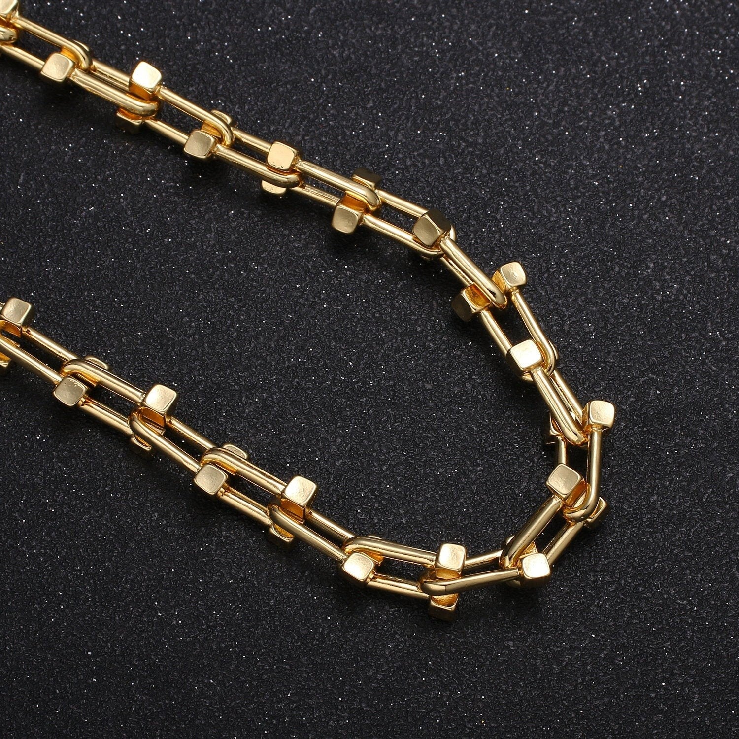Horse Shoe Gold Cable Chain by Feet U Link Box Diamond Cut End Chain by Yard, Open Chain,Thickness is 1.8 mm,Roll-463