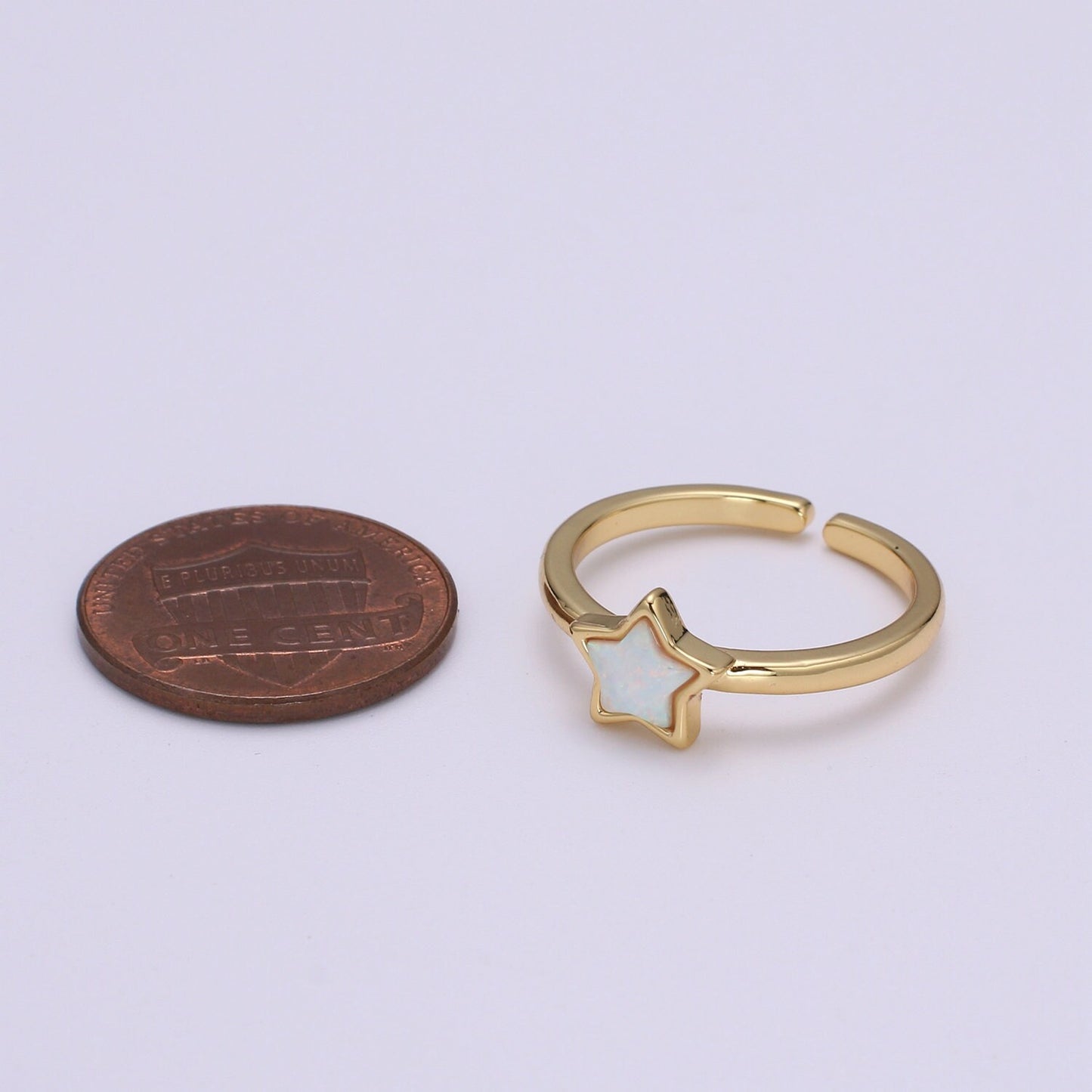 1x 24K Gold Opal Ring Star Blue Opal Ring, Solitaire White Opal Open Ring Gold Adjustable Ring for Stabckable Jewelry