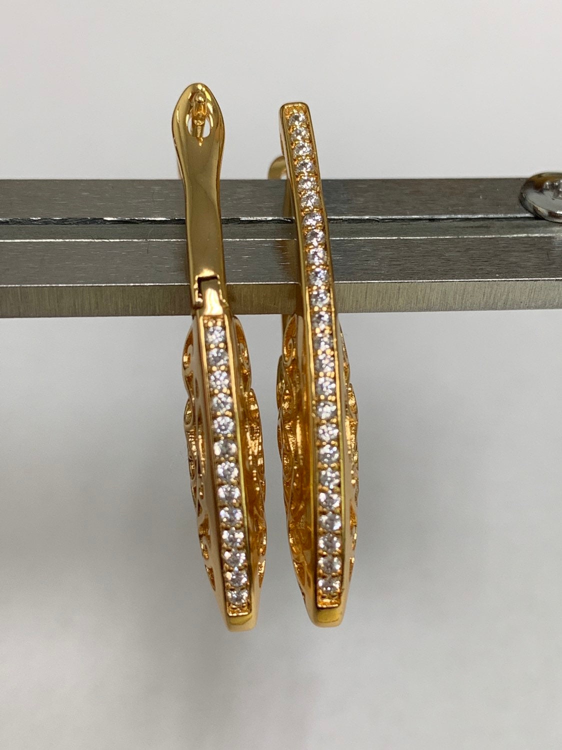 Filigree Classy Design 24K Gold Stud Earring, Gold filled CZ Pave Earring for DIY Earring Craft Supply Jewelry Making, EARR-1299