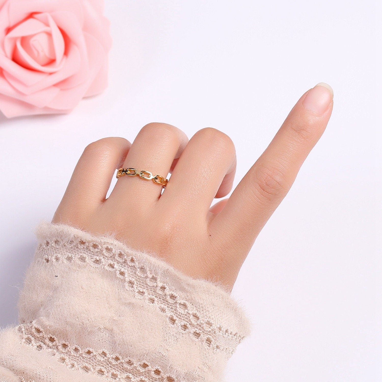 1pc Frienship Link Chain Gold Ring, Adjustable Gold Curb Ring, Link O Ring, Shiny Rolo Strand Ring for DIY Jewelry, R-526