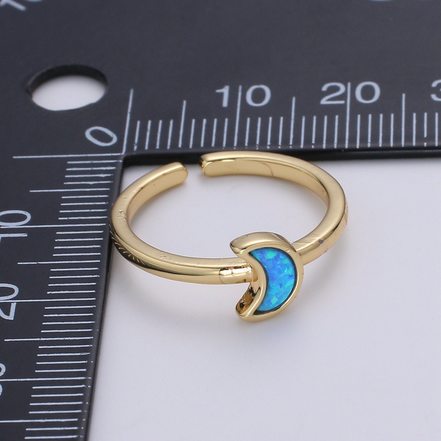 1pc 24K Gold Opal Simulated Ring,Cresent Moon Opal Lab Pendant Charm Ring, Solitaire White Opal Lab Celestial Design Band Jewelry R-403