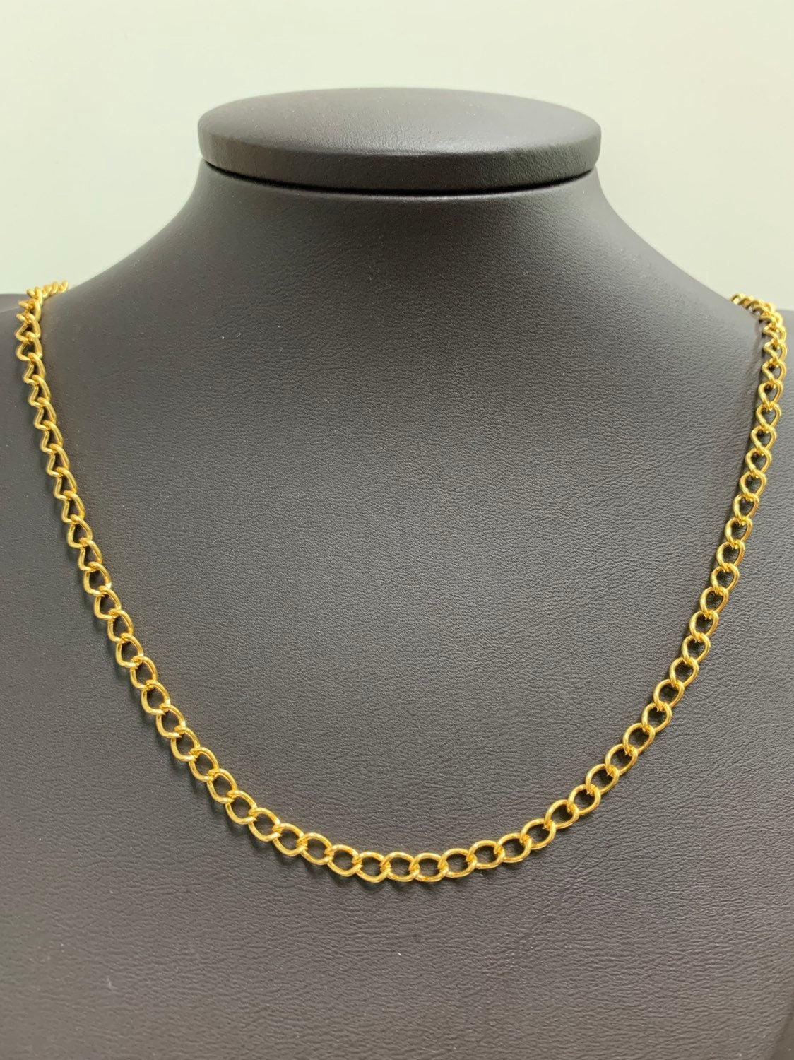 Shiny Gold 3.9mm Cuban Curb Chain by Yard, Cuban Curb Chain, Wholesale bulk Roll Chain for DIY Craft, Thicks 1.9mm,Roll-503