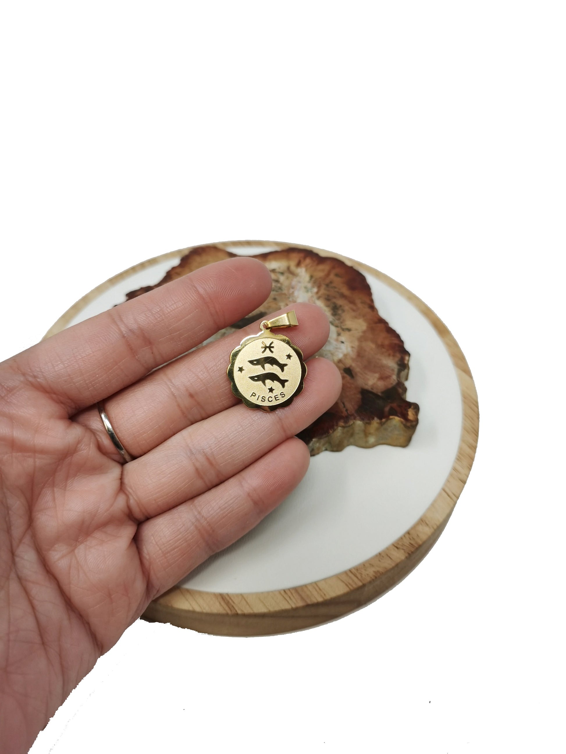 1x Zodiac Charm • Gold Stainless Steel • Astrology Zodiac Symbol Charms • Simple • 22mm diameter Round Coin Pendant for Horoscope Necklace,