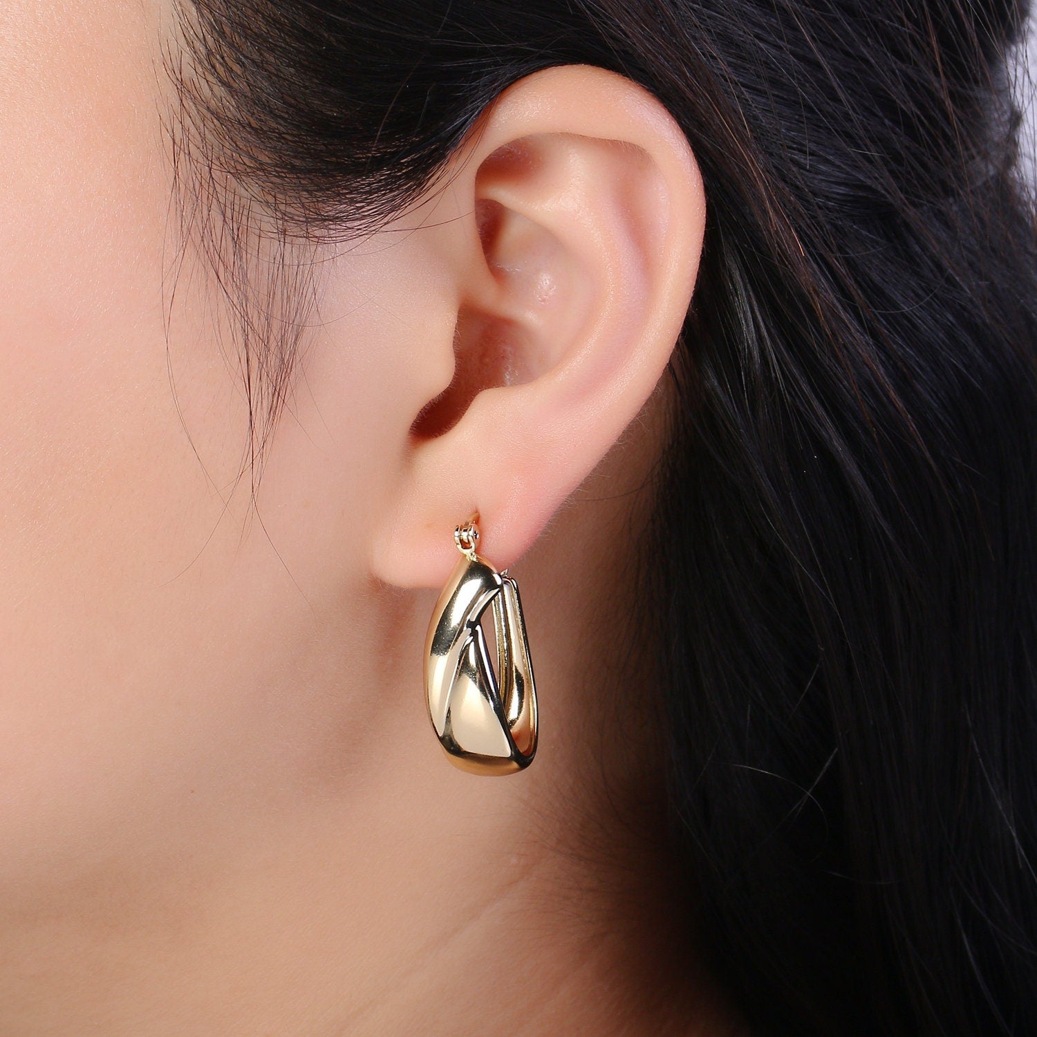 14K Gold Filled Thick Hoops - Gold Thick Hoop Earrings - Bold Thick Hoops - Light Weight Hoops P090