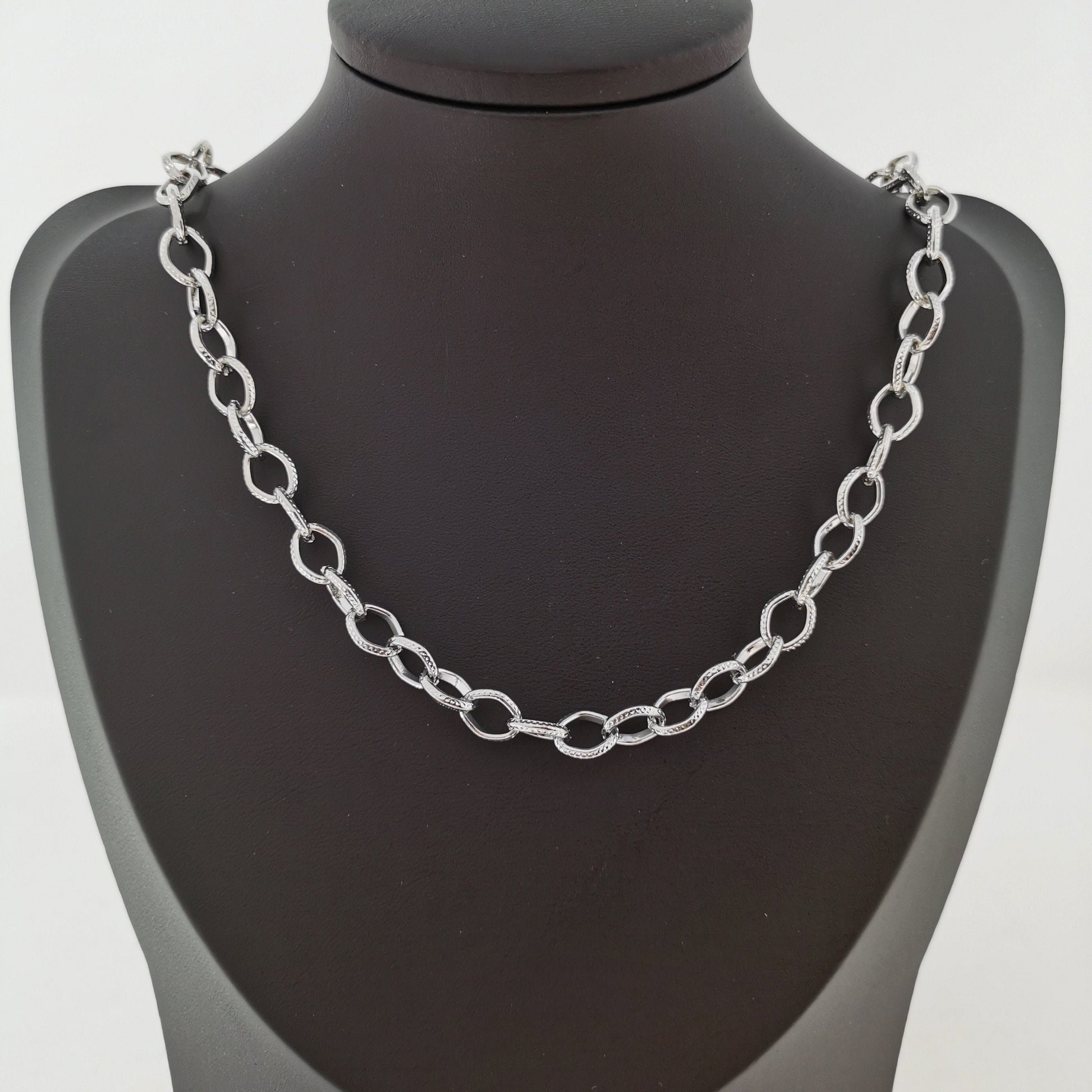 White Gold Pounded Diamond Rolo Chain by Yard, Oval Link Chain, Wholesale bulk Roll Chain for Jewelry Making, Width 7.6mm,Roll- 94