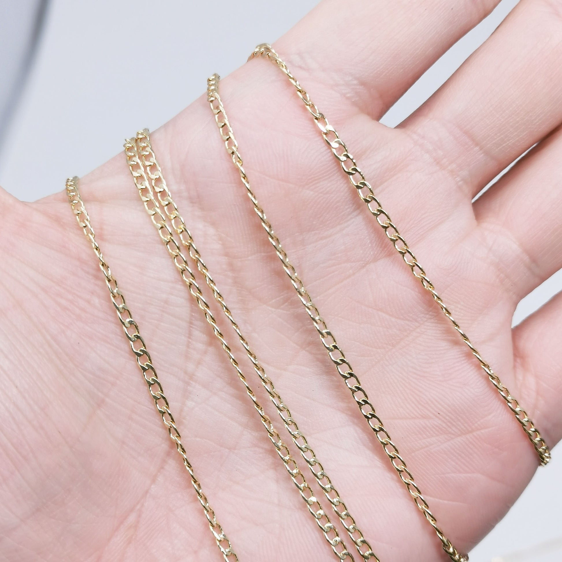 Shiny Gold Plated 2.3mmx3.6mm Cuban Curb Chain by Yard, Cuban Curb Chain, Wholesale bulk Roll Chain for DIY Craft, Thicks 0.6mm,Roll-393