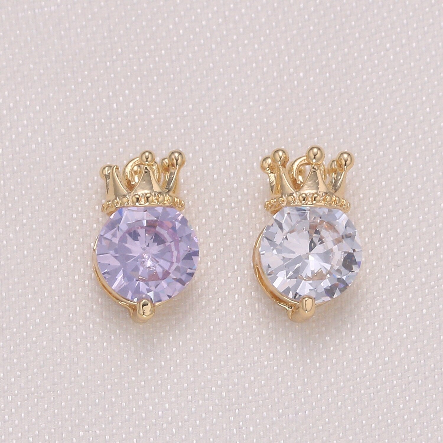 1x Mini Solitaire CZ Charm, Crown Pendant, Clear Micro CZ Pave Round Circle Charm, 10x7mm, Jewelry Findings -979,-980