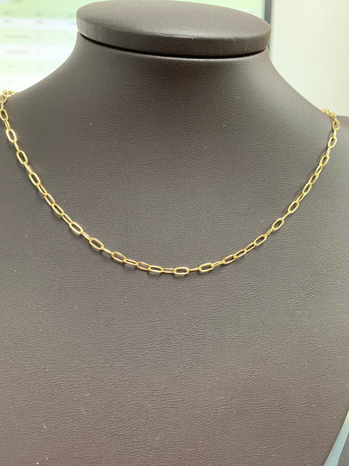 Dainty Oval Rolo Gold Chain by Yard, Oval Link, Wholesale bulk Roll Chain for Jewelry Making, Width 2.4mm,Roll-471