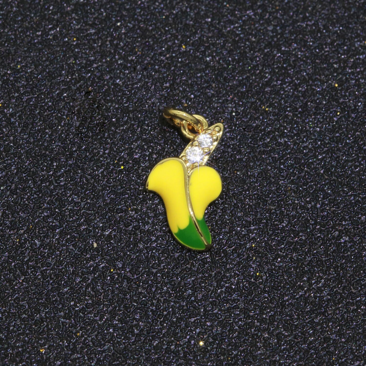 Yellow Banana Charm Enamel Fruit Micro Pave CZ Pendant Dainty Banana Pendant Charm Green Fruit Pendant for Bracelet Earring Necklace Supply