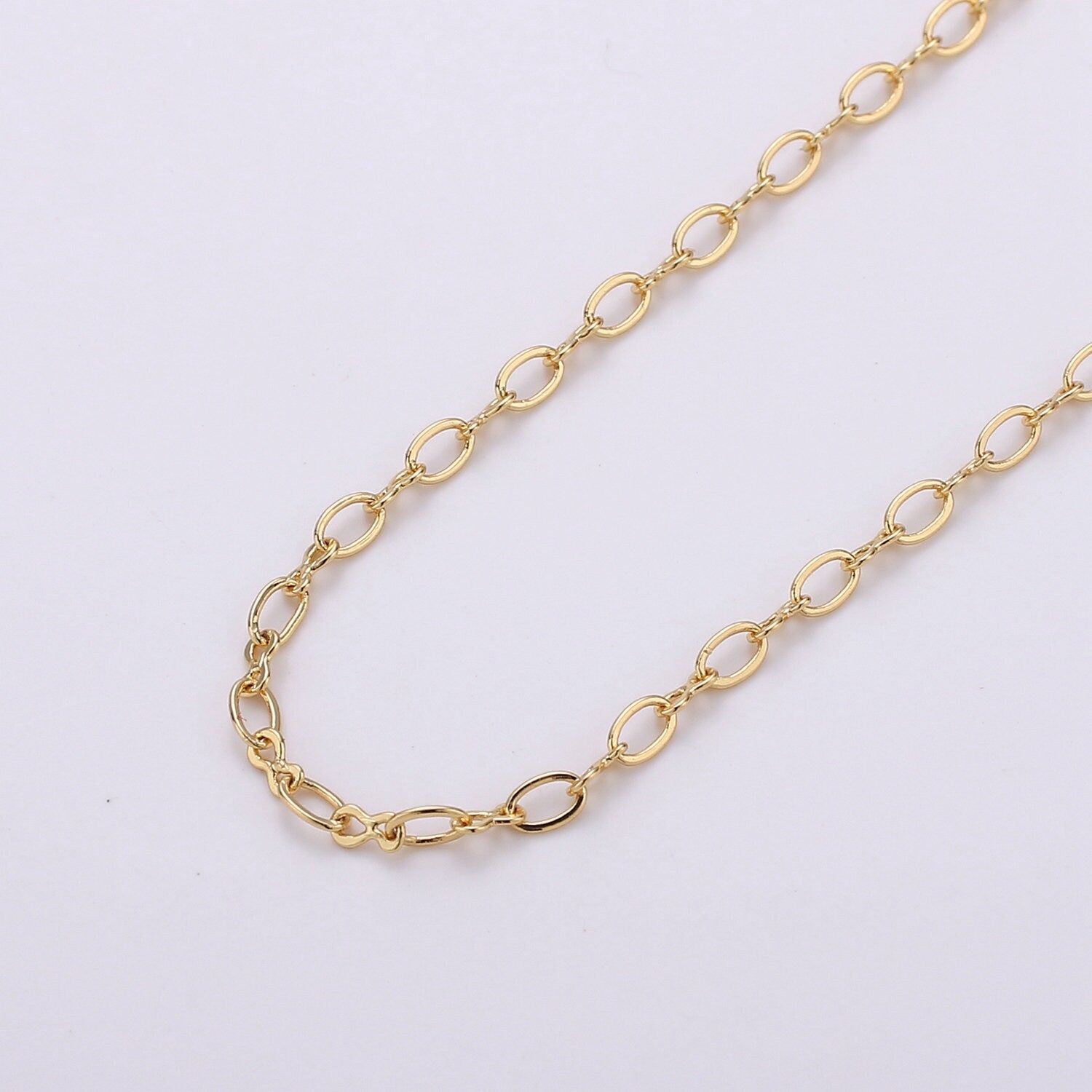 Gold Oval and Figure 8 Chain, Dainty Chain by Yard, Great Quality bulk Chain for Jewelry Supplies, 150