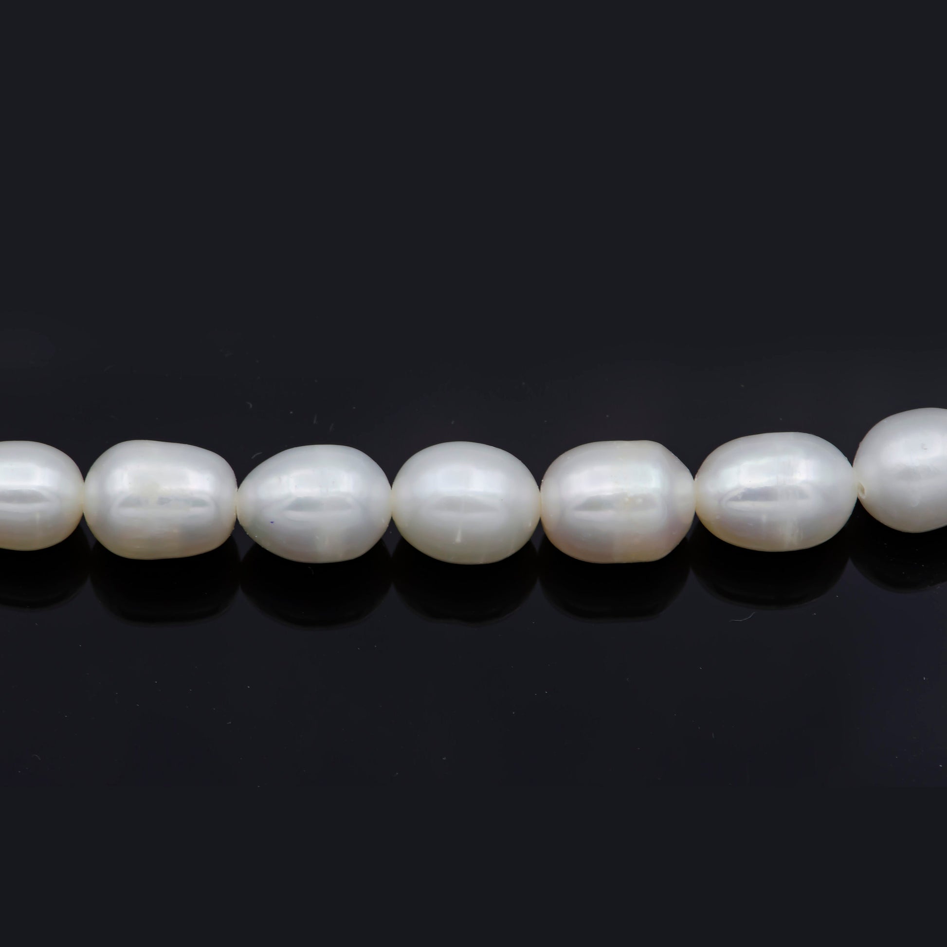 Elegant Freshwater Pearl Seed Necklace, Layer Necklace, Pearl Necklace, Beaded Necklace, Minimalist Bridesmaid Gift, Wedding Jewellery 18"
