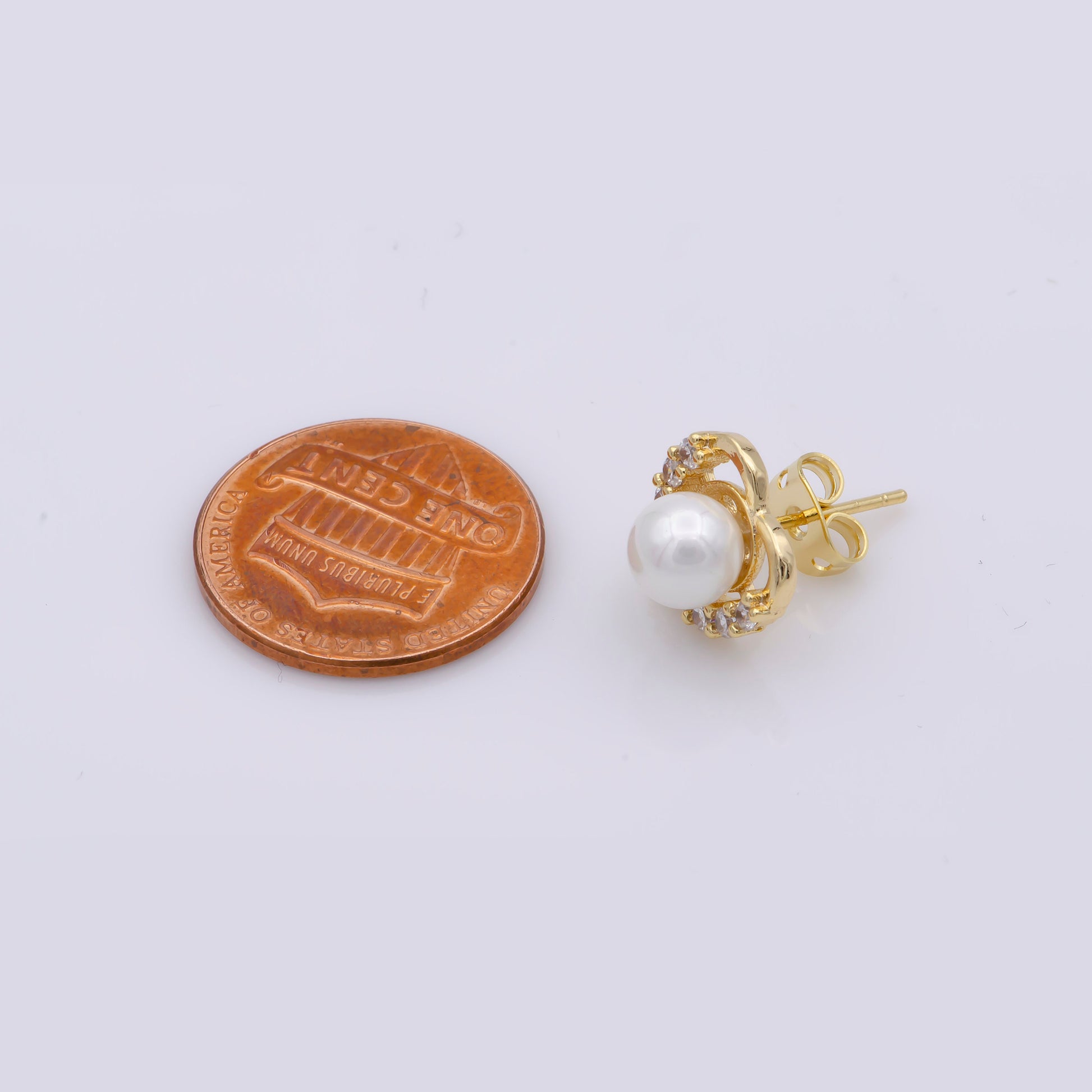 14K Gold Filled tiny Heart imitation pearl stud earring Cartilage stud dainty studs, Helix stud earring for women mother grandma gift