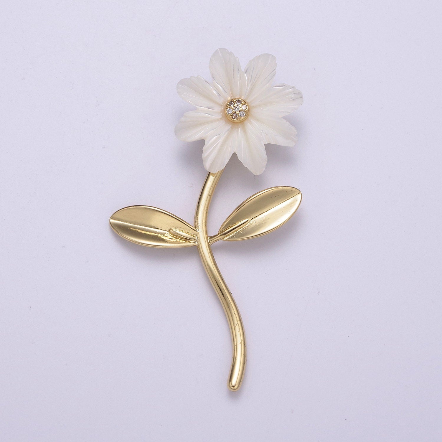 51.6mm Gold Filled Daisy Flower Charms for Necklace White Daisy Floral pendant for necklace, sweet romantic Elegant dangle charm H-061