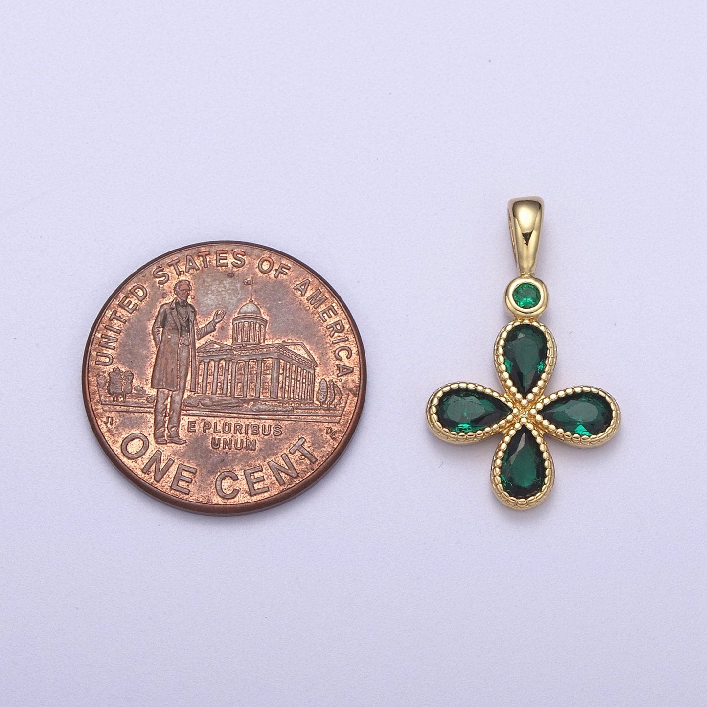 Four Leaf Clover Gold Filled lucky charm pendant necklace good luck charm H-131 / H-135