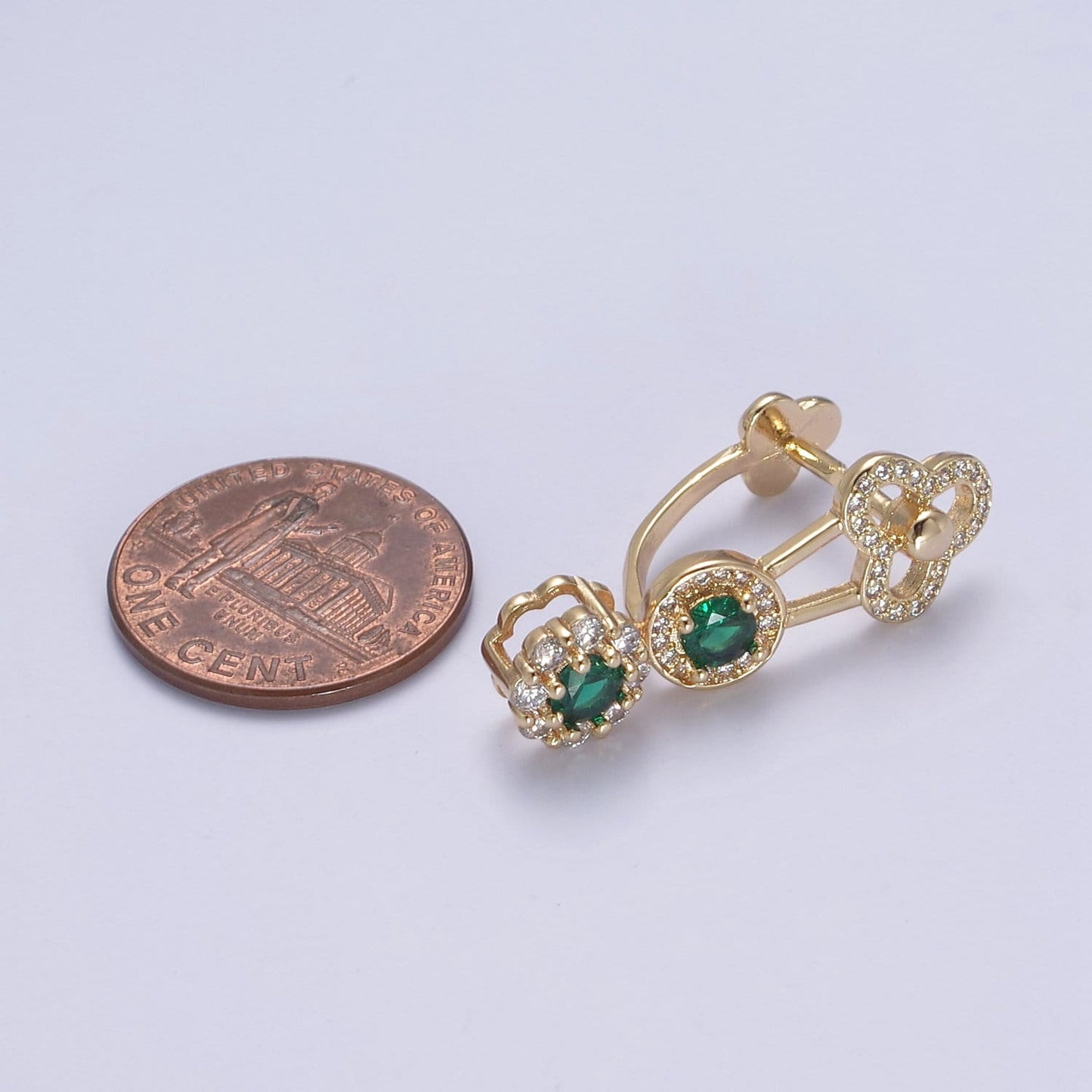 Green Cz Pinch Bail, 28.3x9.6mm, Pendant bail, 16K gold Filled brass Jewelry Gold bail, Charm bail, Ice pick with Micro Pave CZ Stone L-651