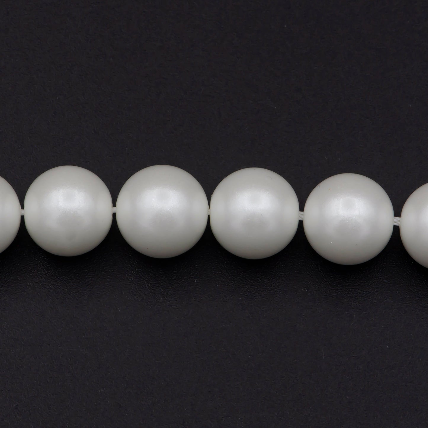 WHOLESALE 9-10mm AAA Natural White Semi Round Freshwater Pearls Genuine High Luster Smooth And Round White Freshwater Pearl Beads WA-576