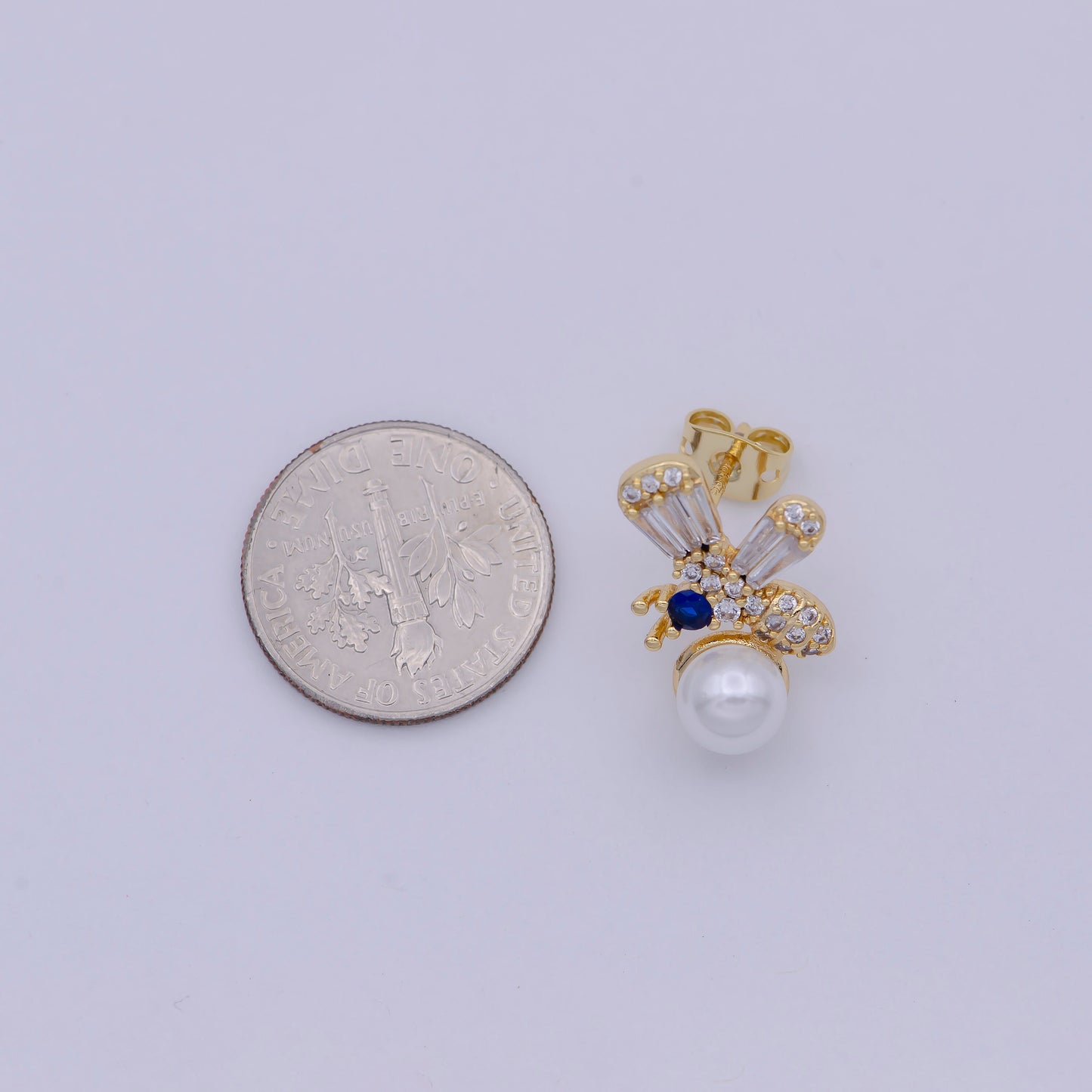 18k Gold Filled Earring, Gold Pearl Earrings, Bee Stud Earrings, Gold Stud Earrings Hypoallergenic Animal Cute Insect Jewelry T-358