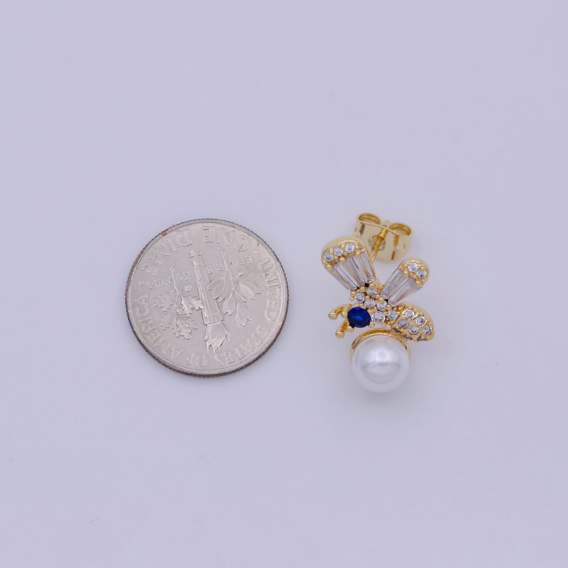 18k Gold Filled Earring, Gold Pearl Earrings, Bee Stud Earrings, Gold Stud Earrings Hypoallergenic Animal Cute Insect Jewelry T-358