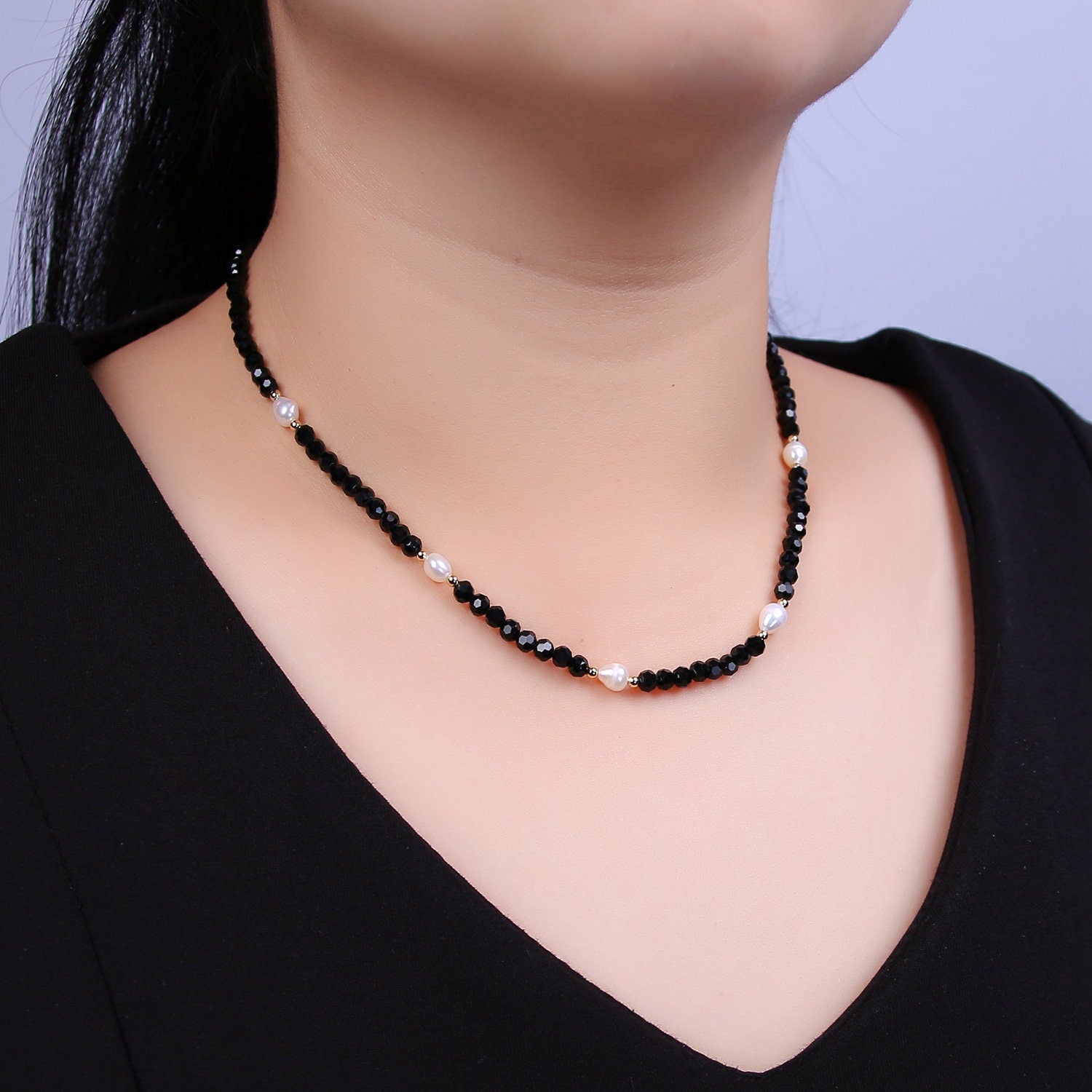Pearl with Black Glass Beaded Necklace, Black Faceted Rondelle Beads Necklace | WA-604