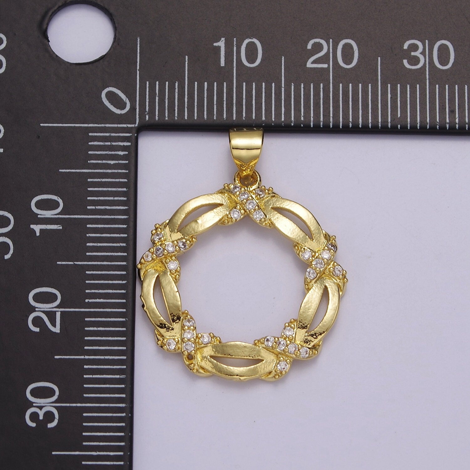 Yellow Gold Wreath Pendant Round Charm For Dangle Pendant Necklace J-333