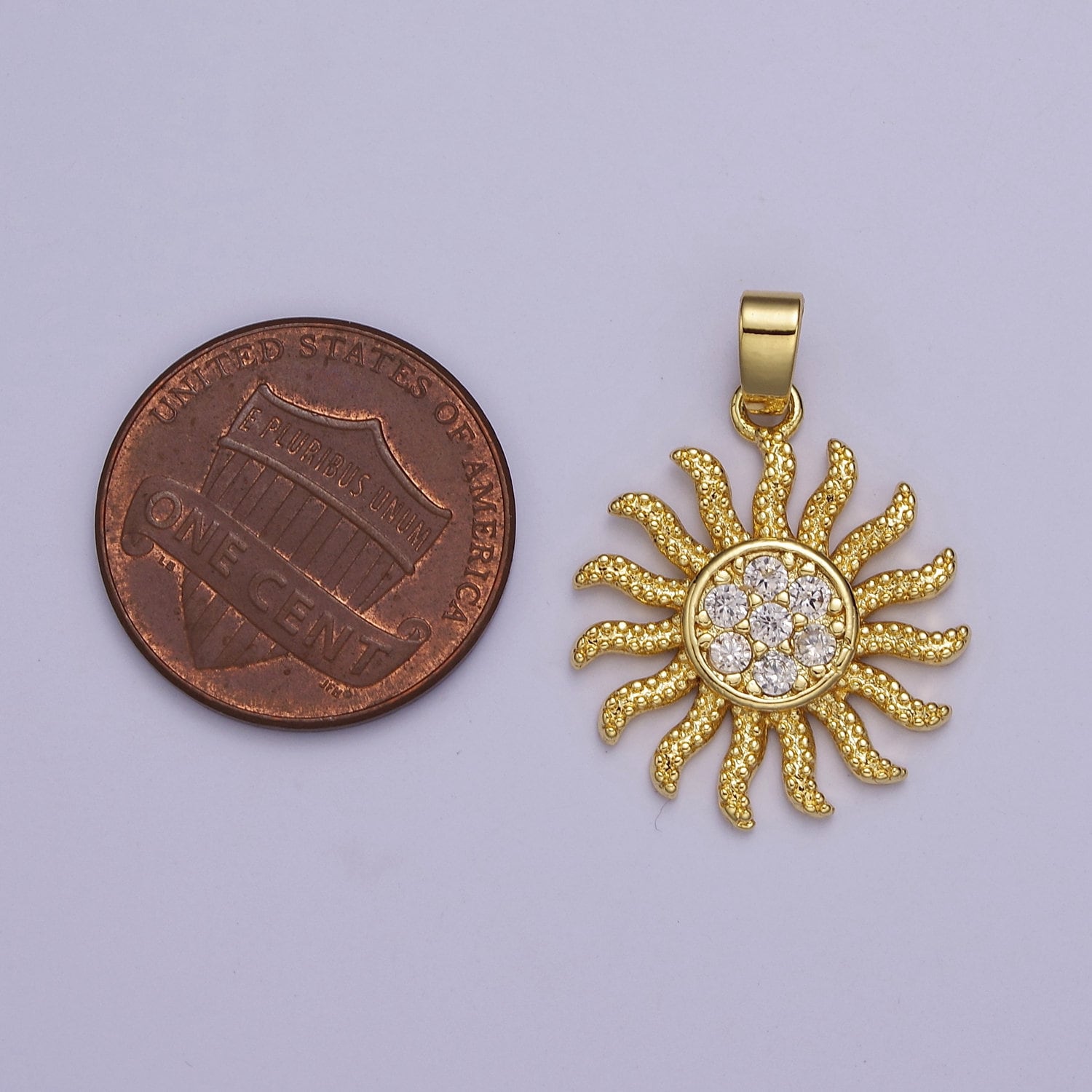 Micro Pave CZ Celestial Shinning Sunny Sun Gold Pendant For Jewelry Necklace Making, J-532