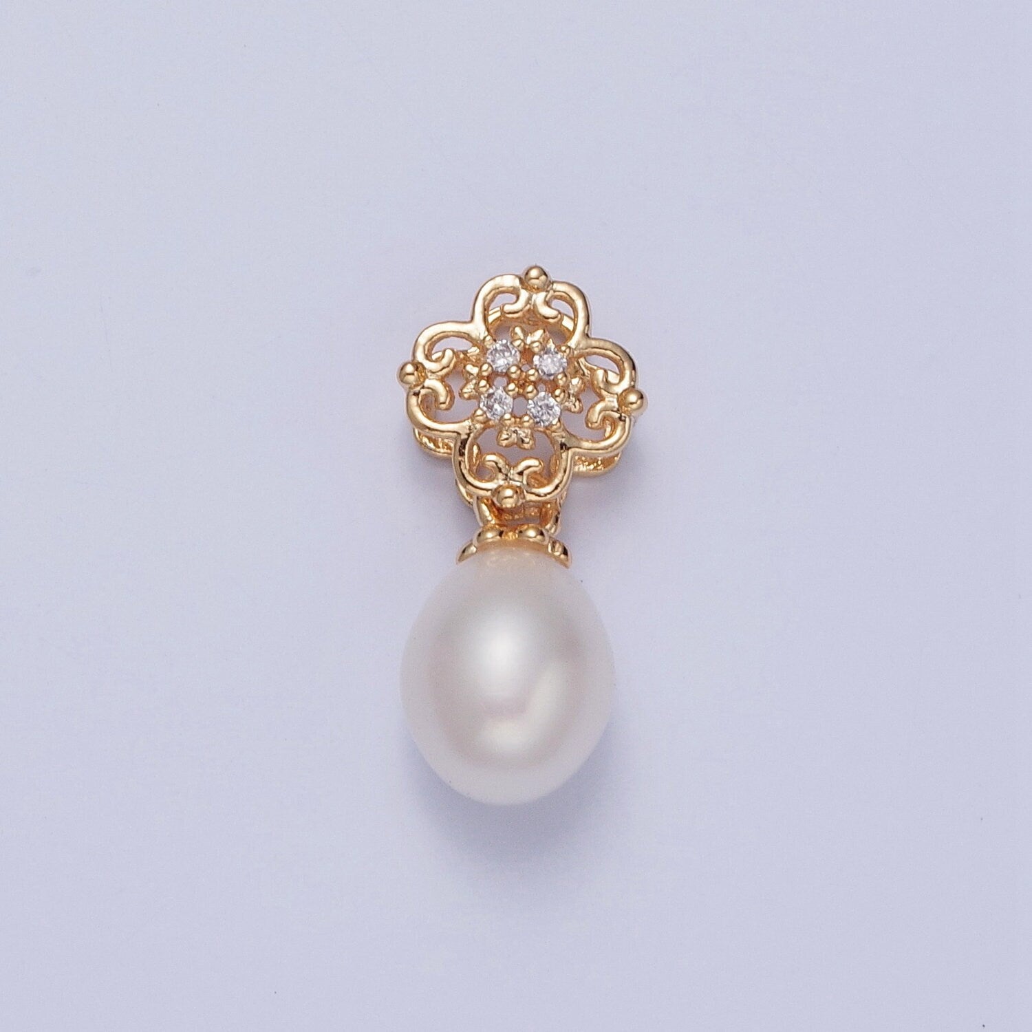 Dainty Oval Round Pearl Vintage Elegant Royal Design Four-Leaf Clover Lucky Ball Pendant, Charm for Bracelet Necklace Component | H-402