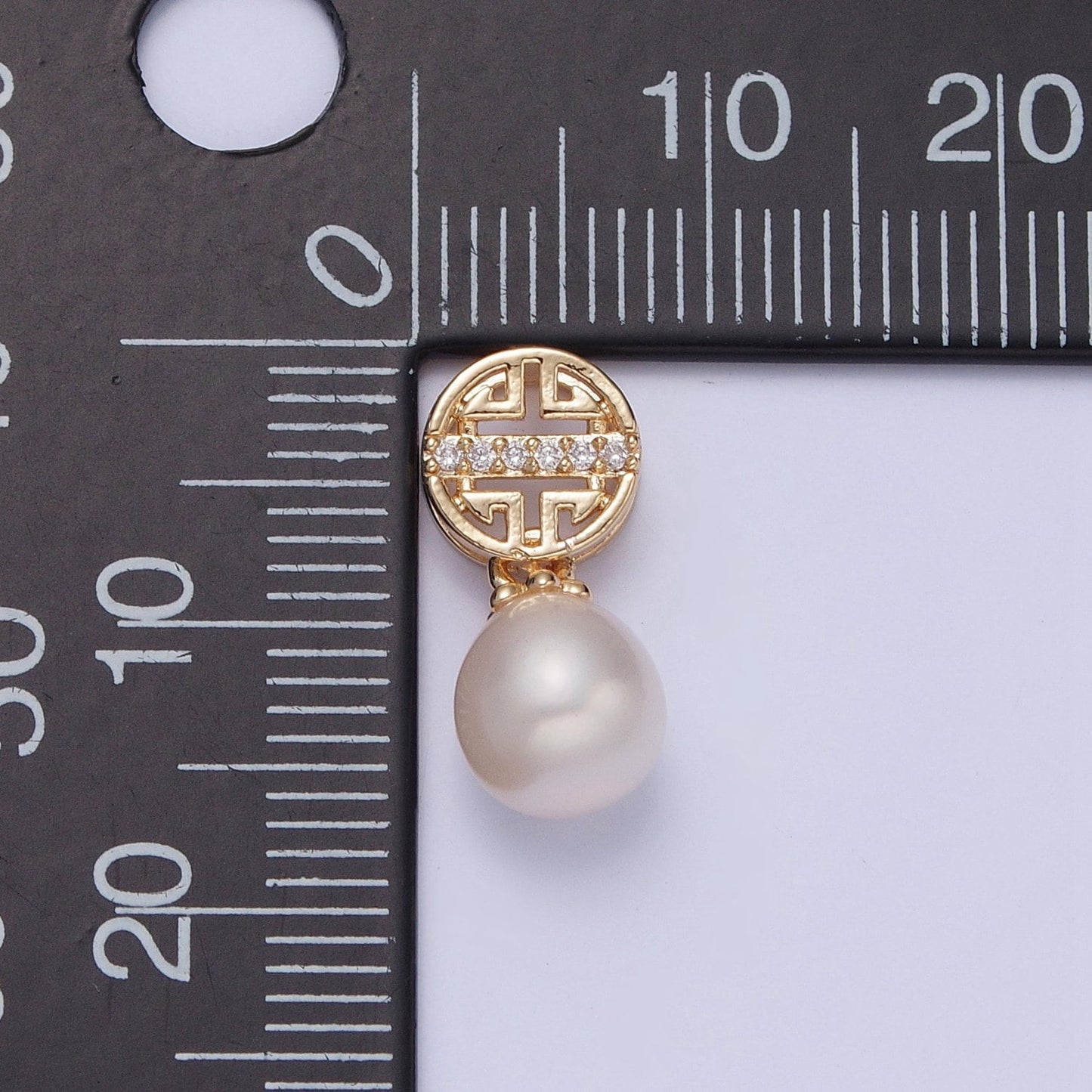 Dainty Round Pearl Chinese Traditional Pattern CZ Design Micro Pave Clear CZ Ball Pendant for Bracelet Necklace Component | H-672