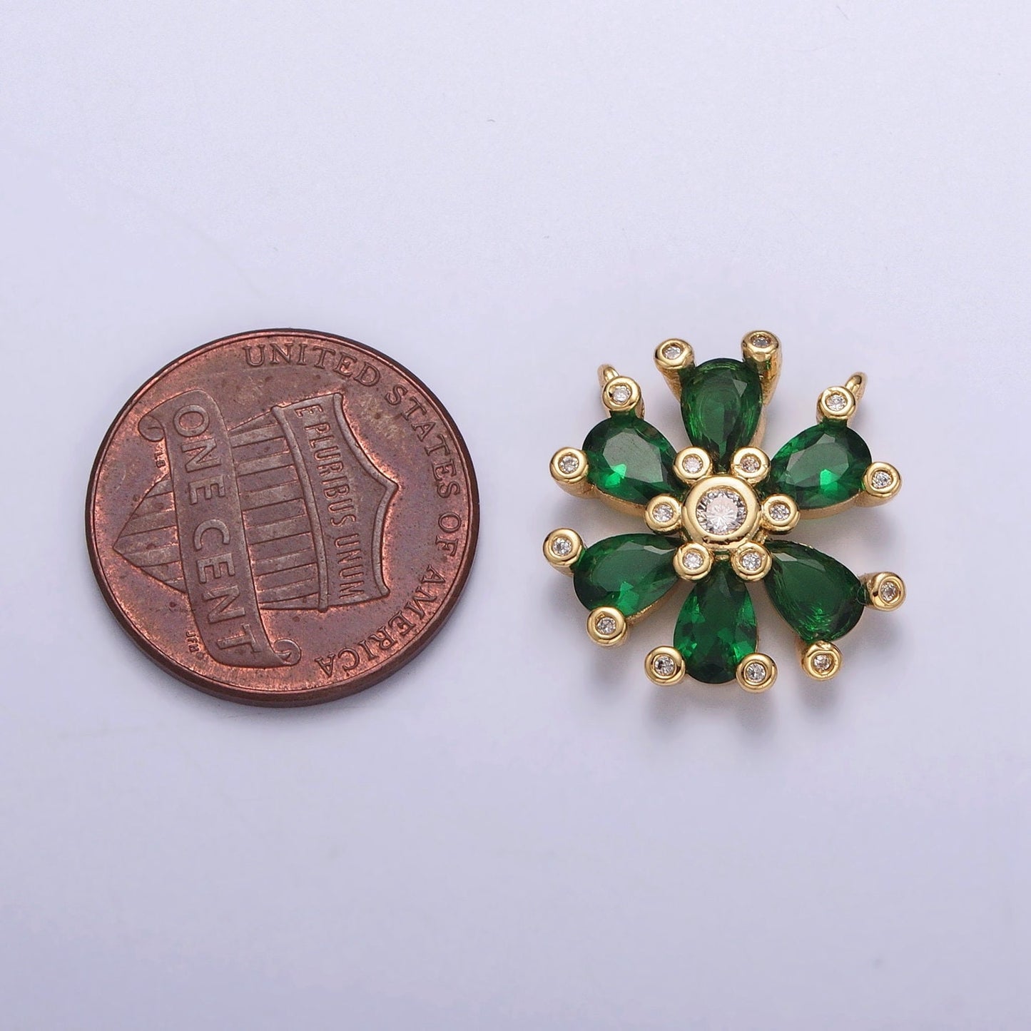24K Gold Plated Dainty Gold Emerald Green Six Petals Flower Charm Connector for Bracelet Necklace Lucky Floral Florette Jewelry | G-914