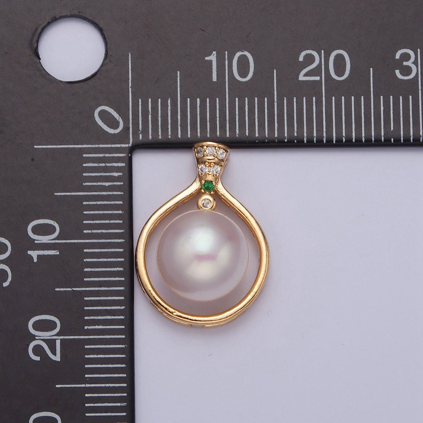 Dainty Round Genuine Shell Pearl Pendant Minimalist Bridal Wedding Jewelry I-028