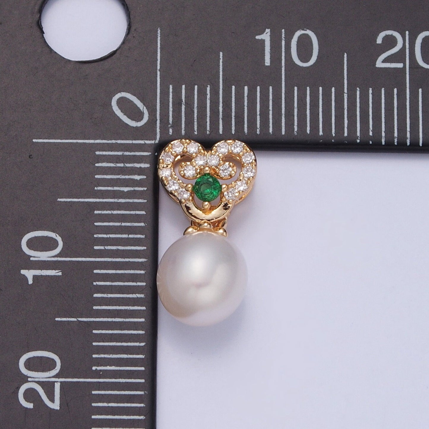 Dainty Round Pearl Elegant Royal Design Curled Heart Micro Pave CZ Emerald Green Eye Ball Charm for Bracelet Necklace Component | H-415